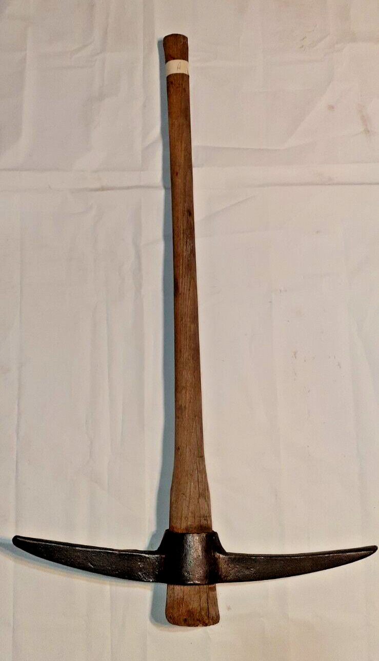 WI Barn Antique Double Sided Cast Iron Railroad Pick Axe Miners Tool Farm 36\