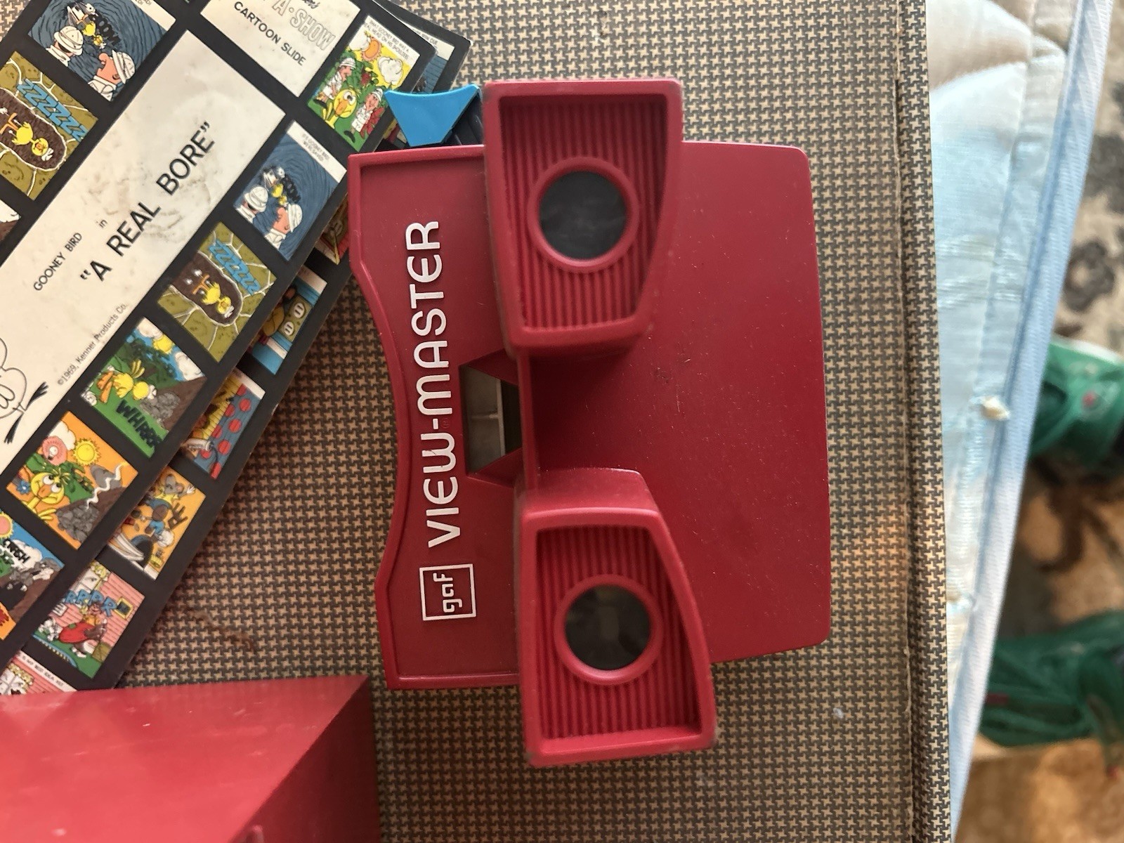 Vintage GAF ViewMaster Set With Honey Bird Cartoon And 10 Pictured Booklets Vintage GAF ViewMaster Set With Honey Bird Cartoon And 10 Pictured Booklets