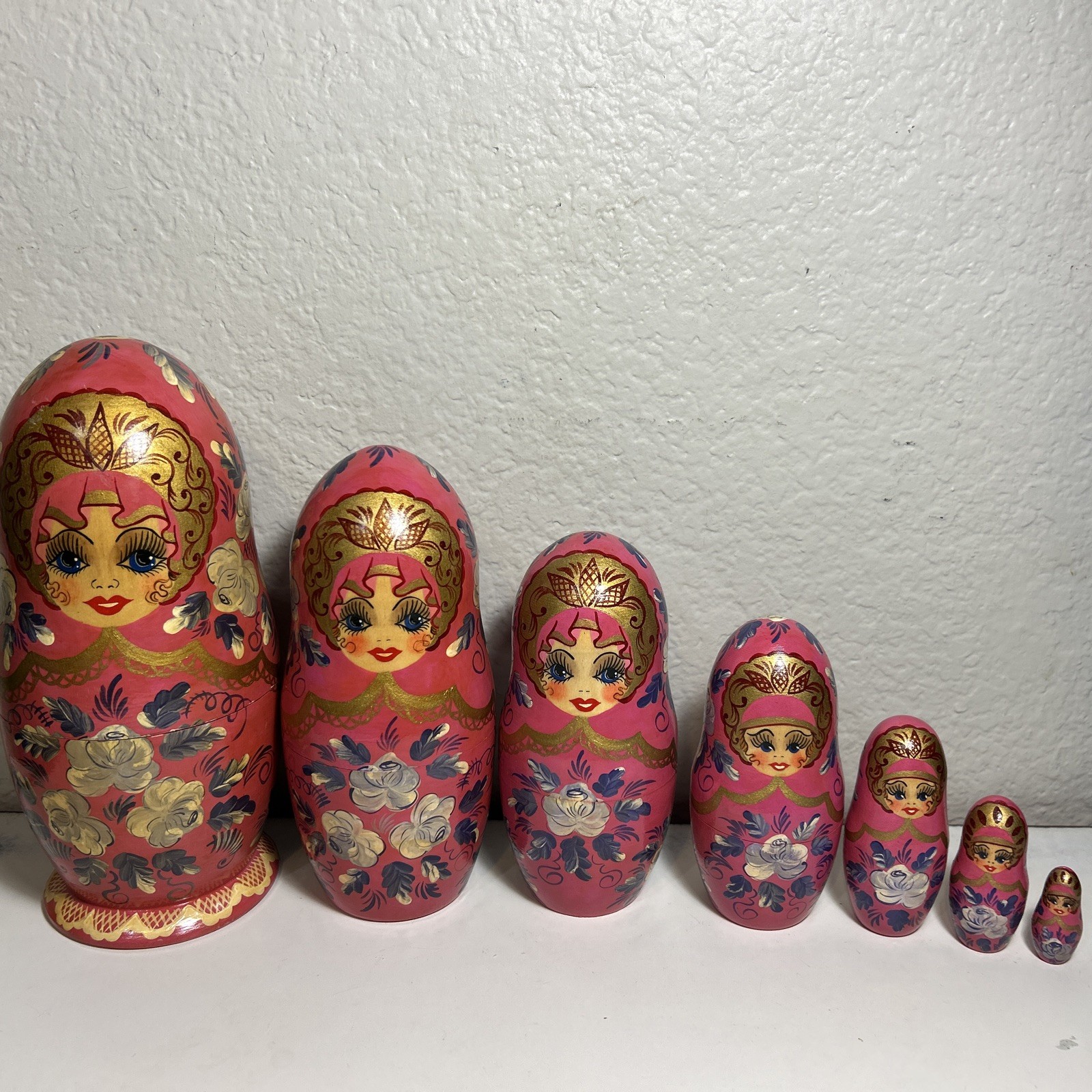 Vintage 7pc Hand Painted Russian Matryoshka Nesting Doll Set Signed Pink 1992 E1 Vintage 7pc Hand Painted Russian Matryoshka Nesting Doll Set Signed Pink 1992 E1
