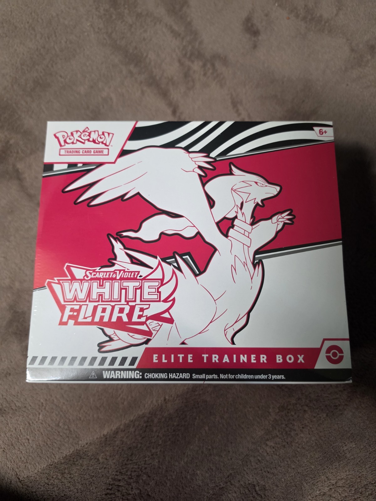 2025 Pokémon White Flare Elite Trainer Box SEALED 2025 Pokémon White Flare Elite Trainer Box SEALED