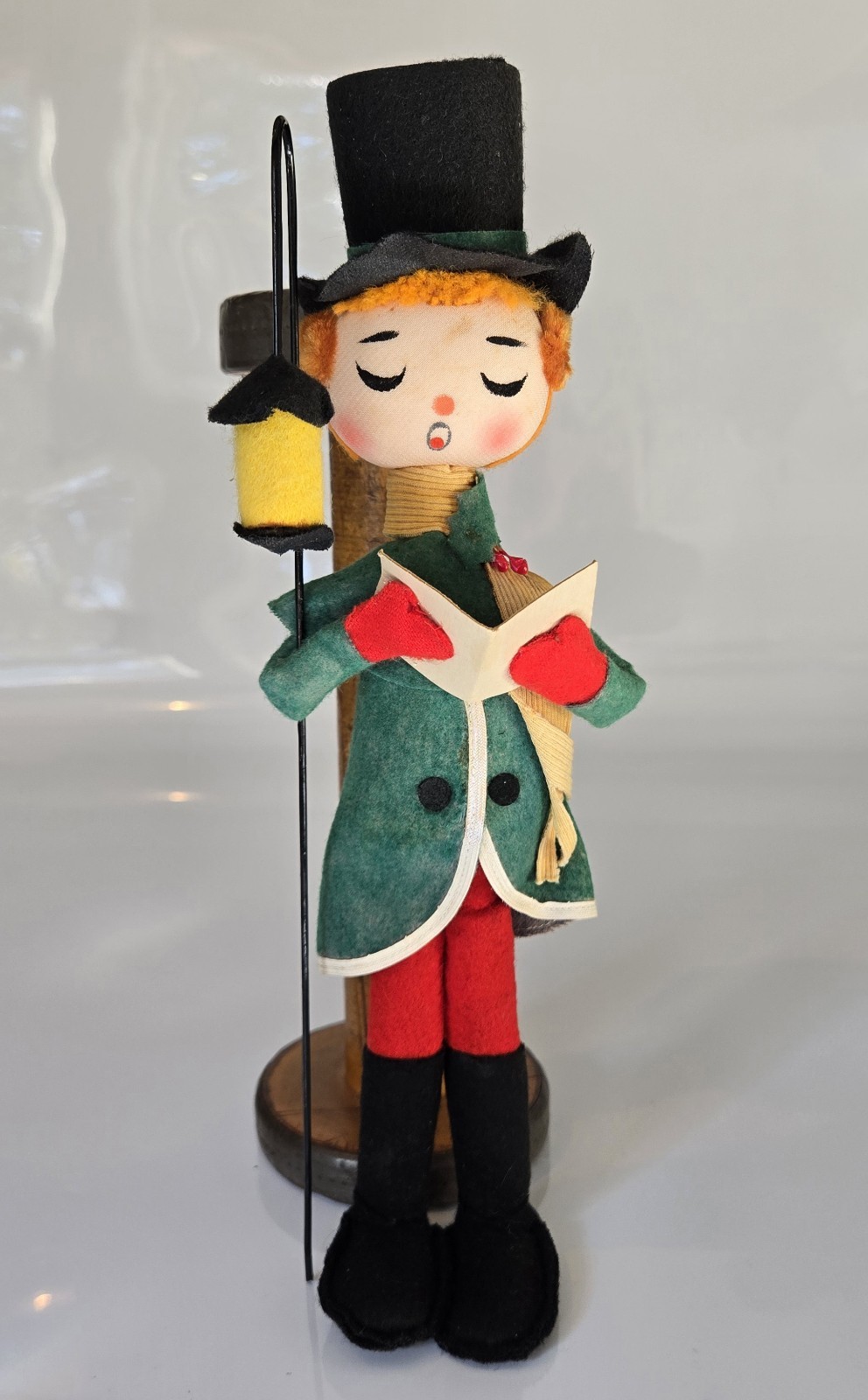 VTG 1960s Dakin Dream Dolls Singing Boy Caroler Christmas Figure Japan 11\
