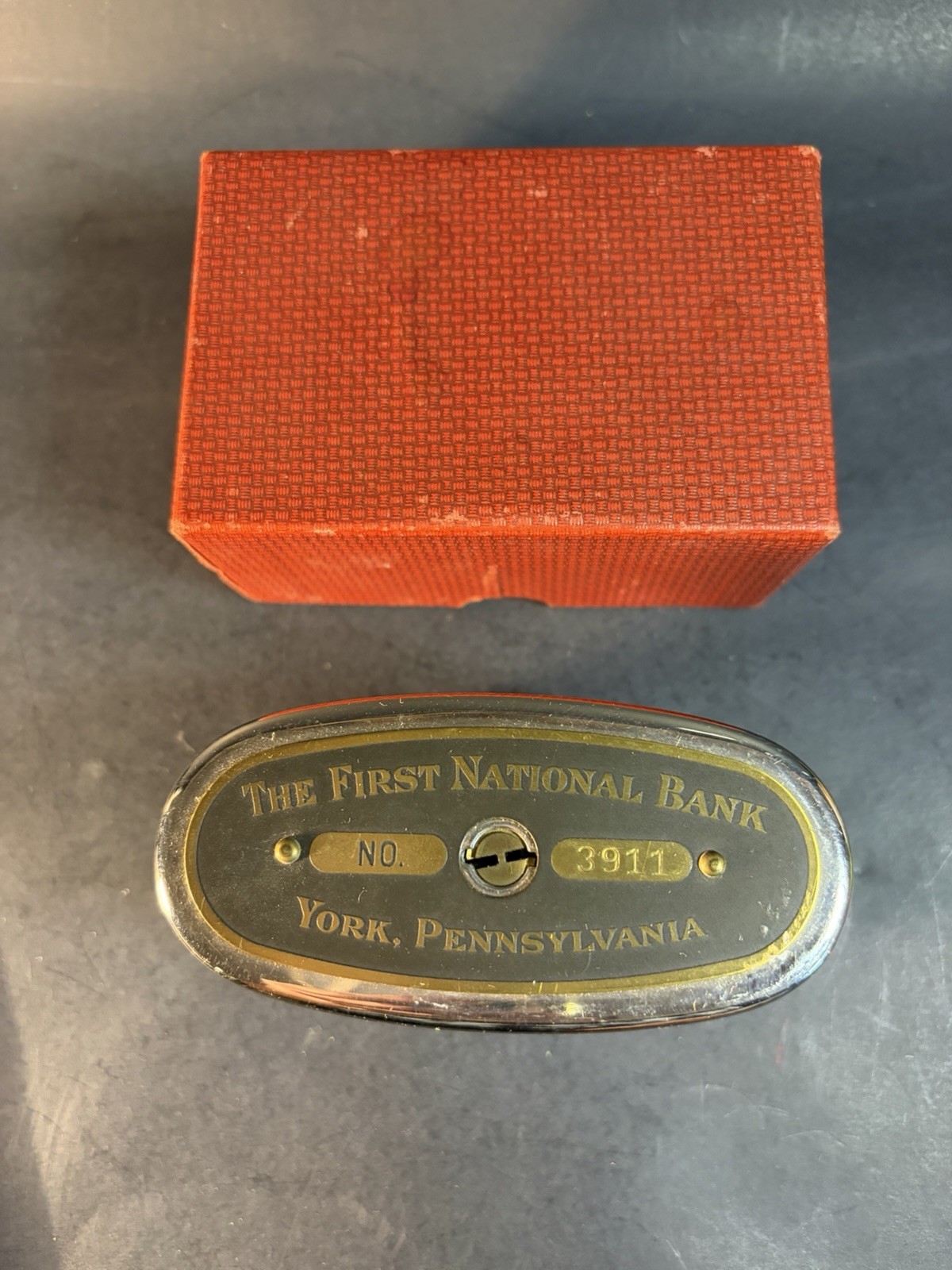 Vintage The First National Bank York Pa. Traveling Teller Coin Bank Metal-No Key