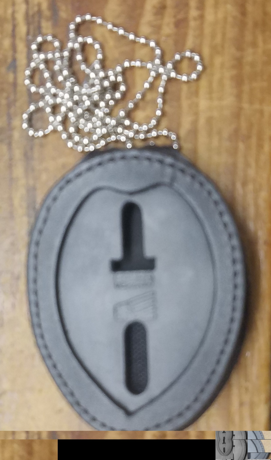 Blackinton B-1125 Badge Style Neck Hanger