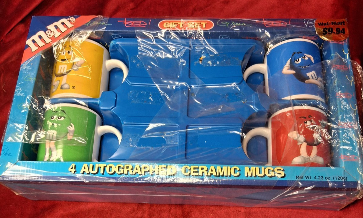 Vintage M&Ms Autographed Ceramic Mugs Gift Set Boxed 4 Pack Collectible New
