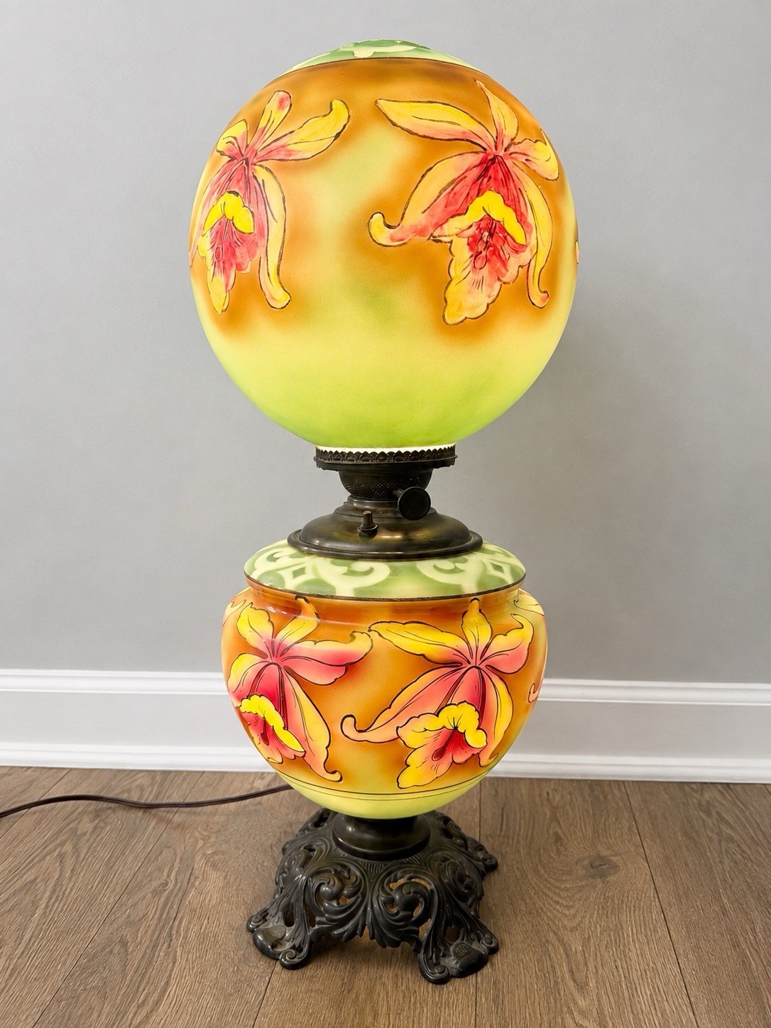 Antique “Success” Gone With the Wind/parlor lamp, 1900–1910 Floral Pink Green