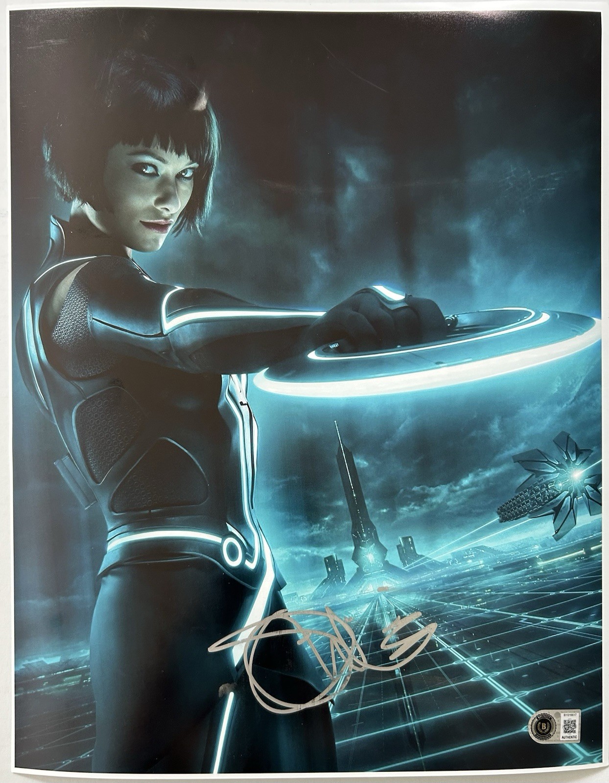 OLIVIA WILDE SIGNED TRON QUORRA DIRECTOR 11x14 MOVIE POSTER - BECKETT COA