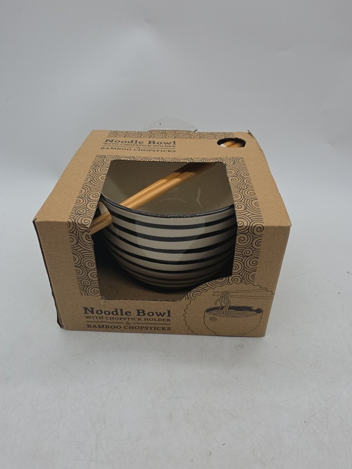 Ceramic Noodle Bowl Ladle & Ramen Bowl  Chopsticks  5.5\