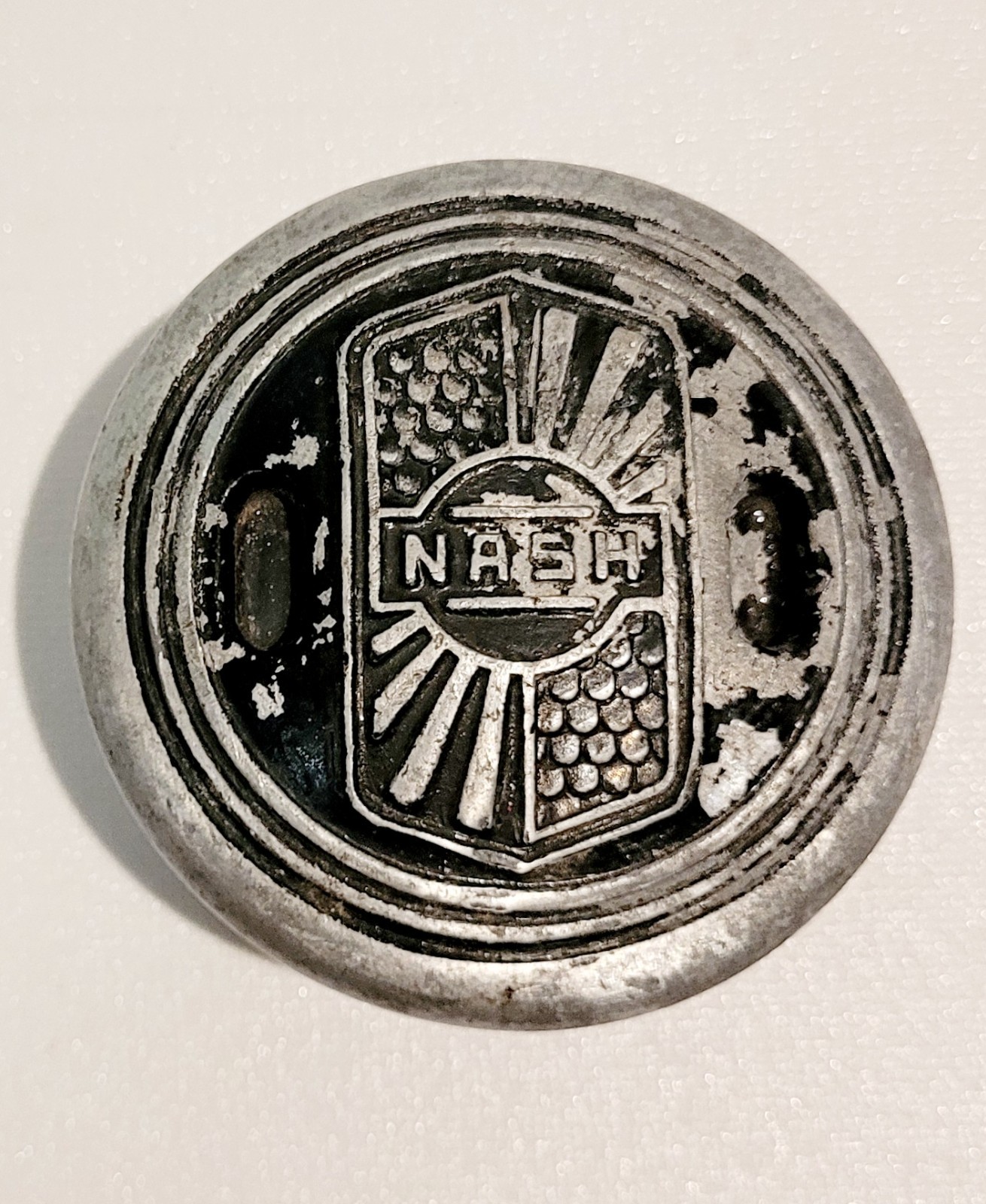 VTG NASH AUTO ALUMINUM SCREW-ON DUST WHEEL CAP GREASE COVER--1929-1930