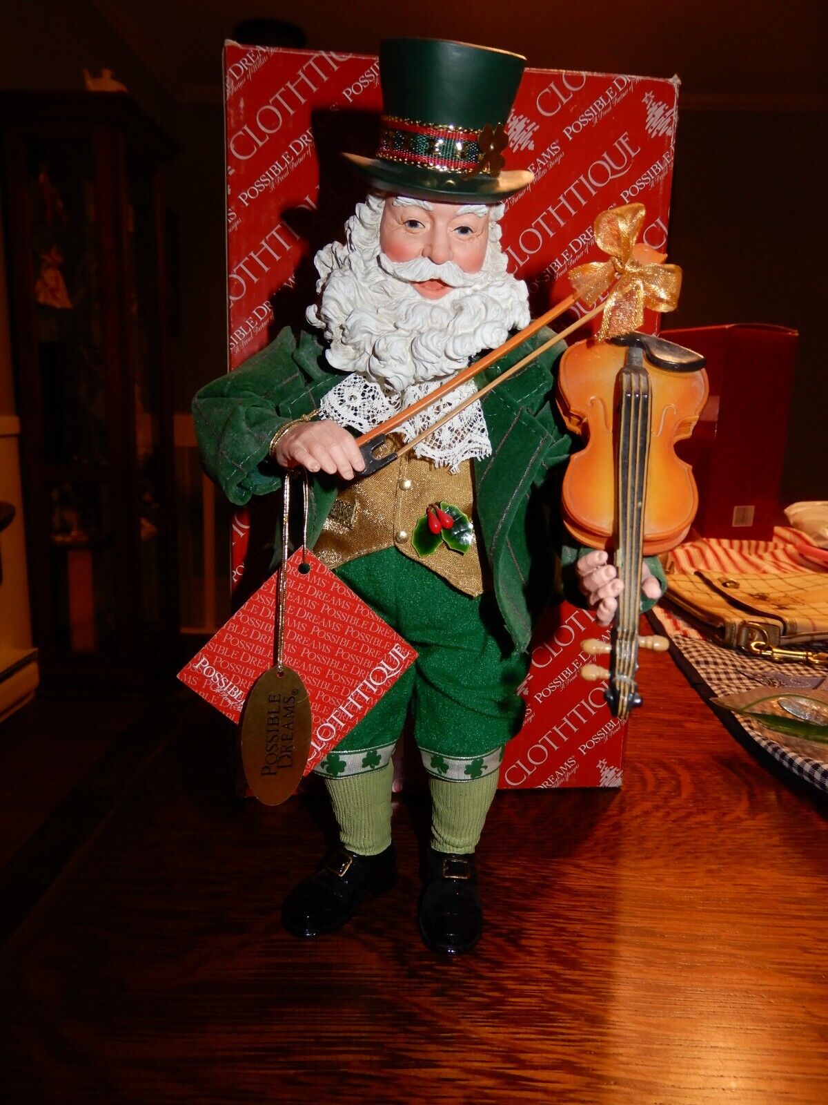 Clothique Possible Dreams Irish Festive Fiddler Musical Santa with Box