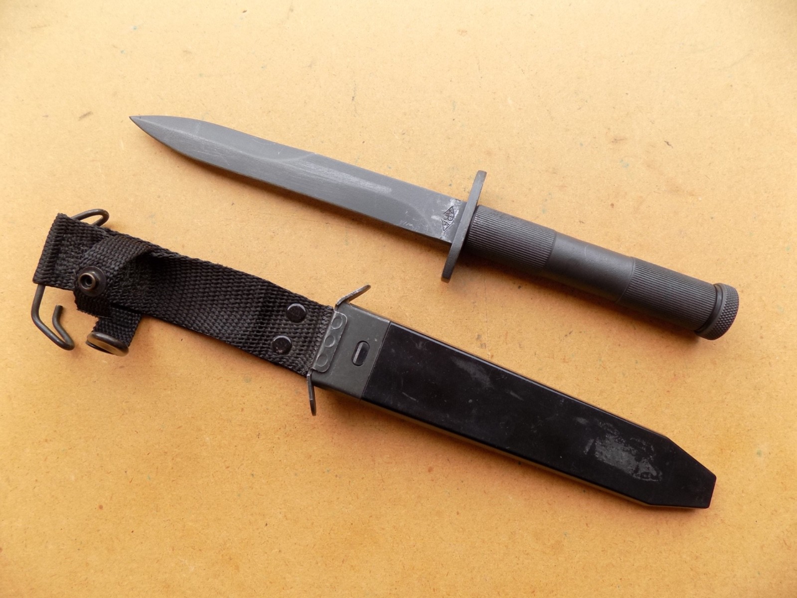 Vintage Angus Arbuckle ARA South Africa Custom Hollow Handle Survival Knife