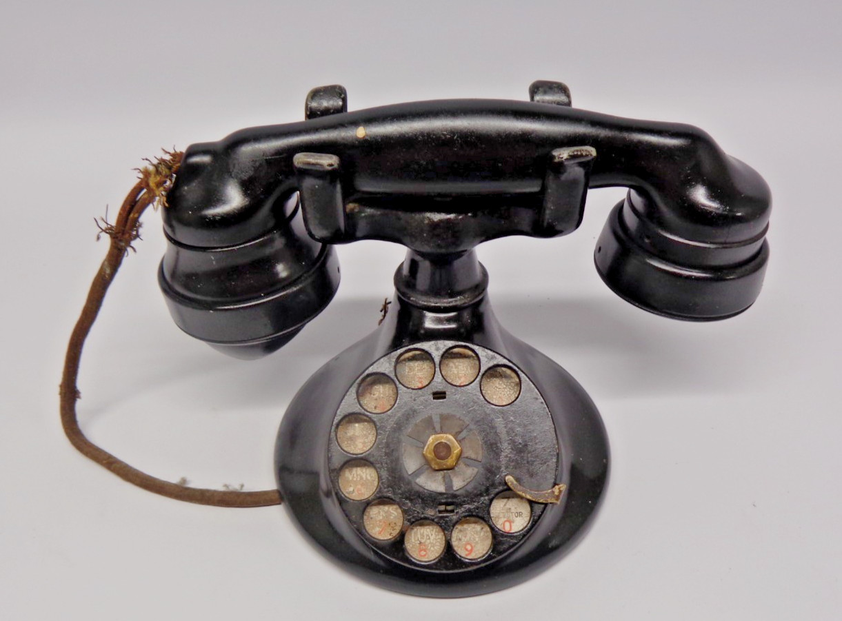 Antique 1920's Western Electric Rotary Bell Systems Telephone Antique 1920's Western Electric Rotary Bell Systems Telephone