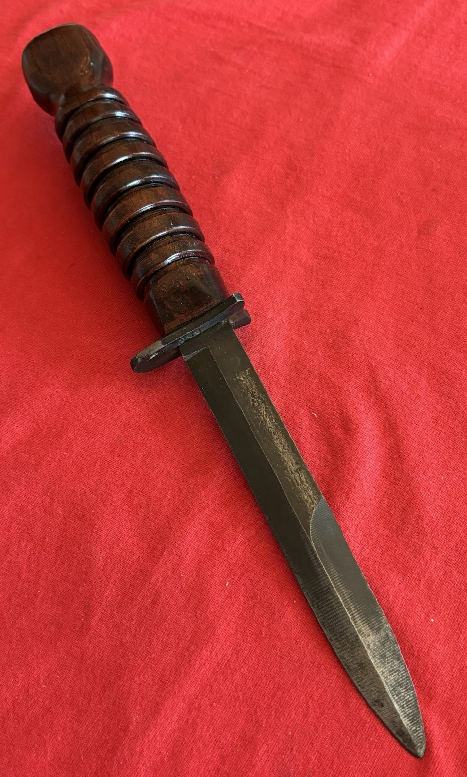 VIETNAM ERA KNIFE (M7) - CUSTOM MAHOGANY GRIP - CANVAS SHEATH & SHARPENING STONE