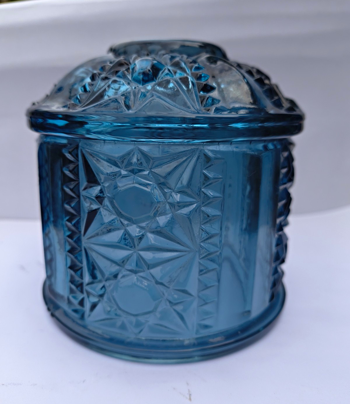 Vintage , Beautiful Indiana Glass Blue Stars And Bars Fairy Lamp Top Only Vintage , Beautiful Indiana Glass Blue Stars And Bars Fairy Lamp Top Only