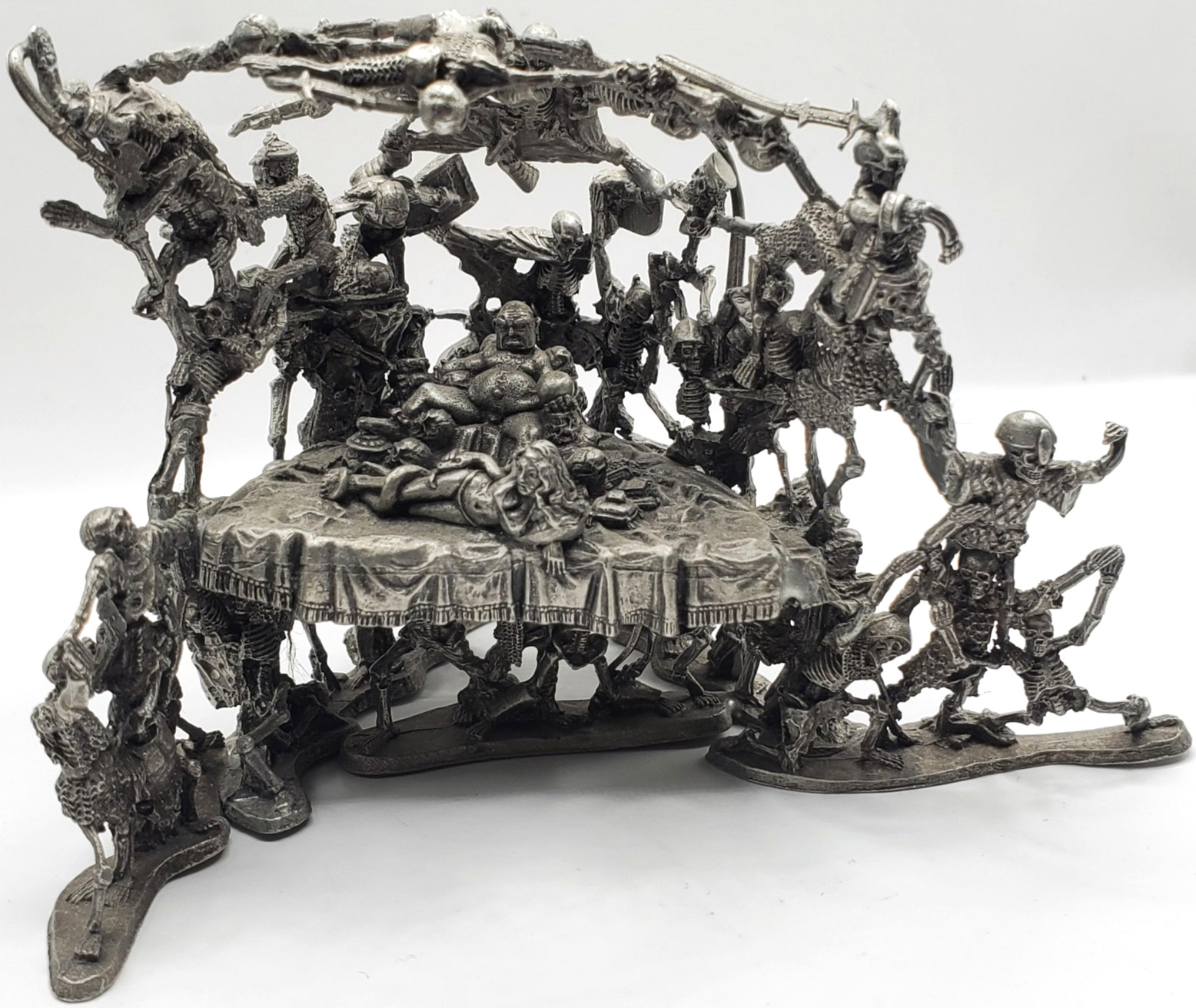 1987 RAL PARTHA PEWTER DUNGEONS & DRAGONS NECROMANCERS THRONE OF BONES 3