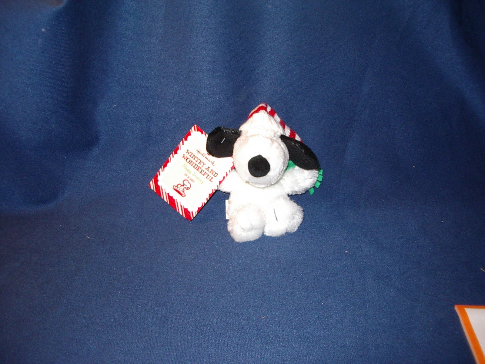 Collectible Hallmark Snoopy (Peanuts) WINTRY AND WONDERFULL FLOPPY SNOOPY