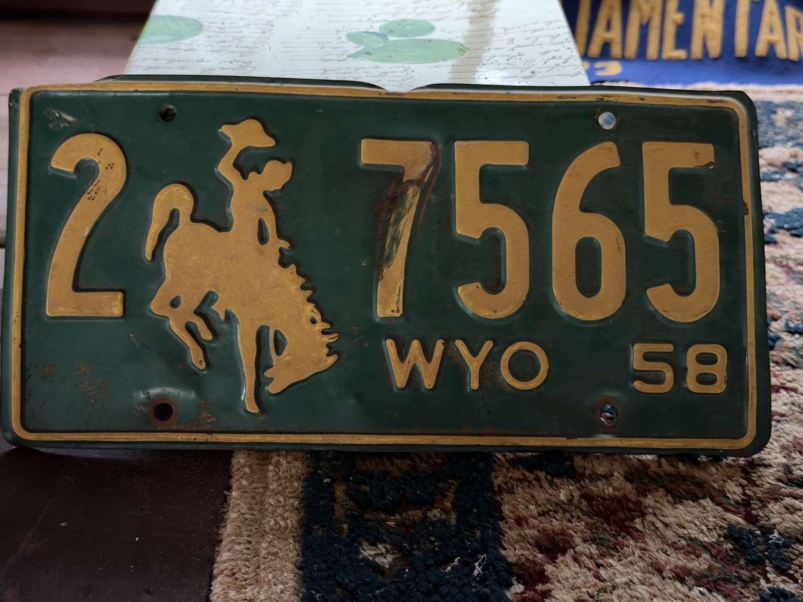 1958 Wyoming License Plate WYO Bucking Horse 2 7565 Green Yellow