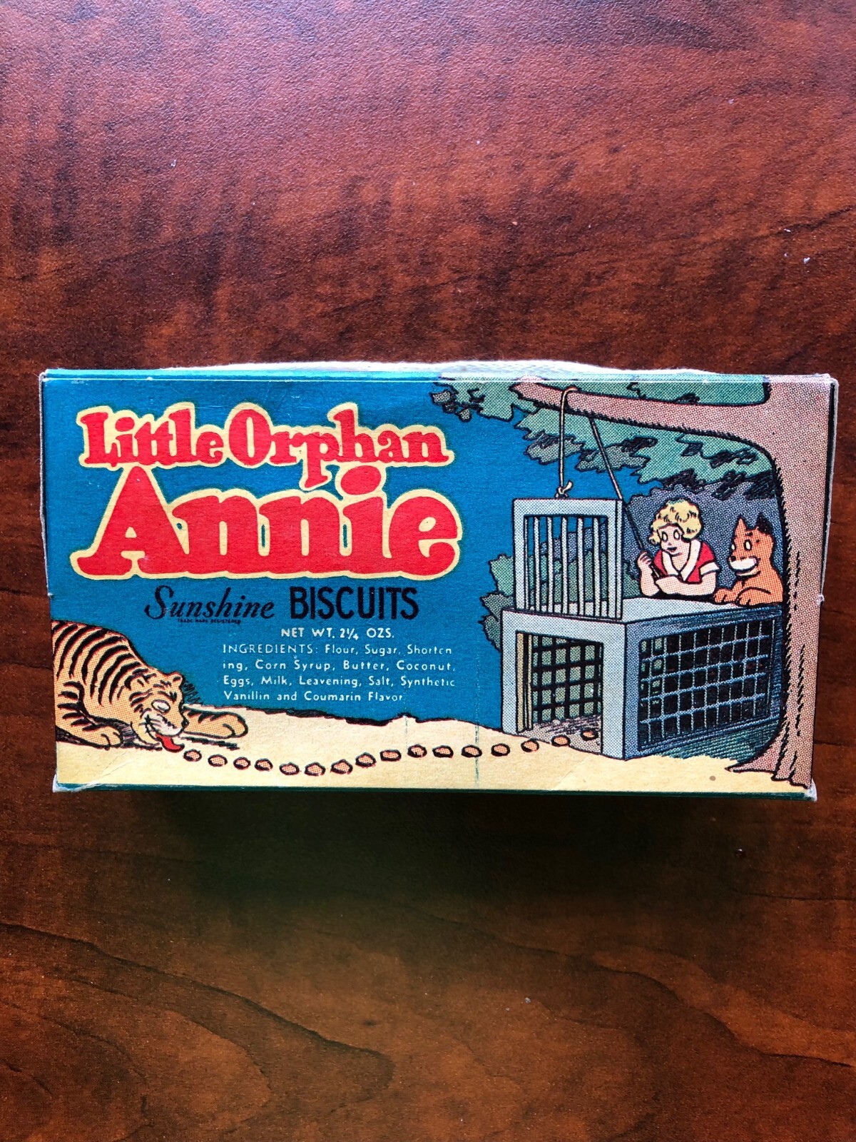 LITTLE ORPHAN ANNIE SUNSHINE BISCUITS BOX LATE 1930\'S/40\'S CARTOON COMICS CANDY LITTLE ORPHAN ANNIE SUNSHINE BISCUITS BOX LATE 1930\'S/40\'S CARTOON COMICS CANDY