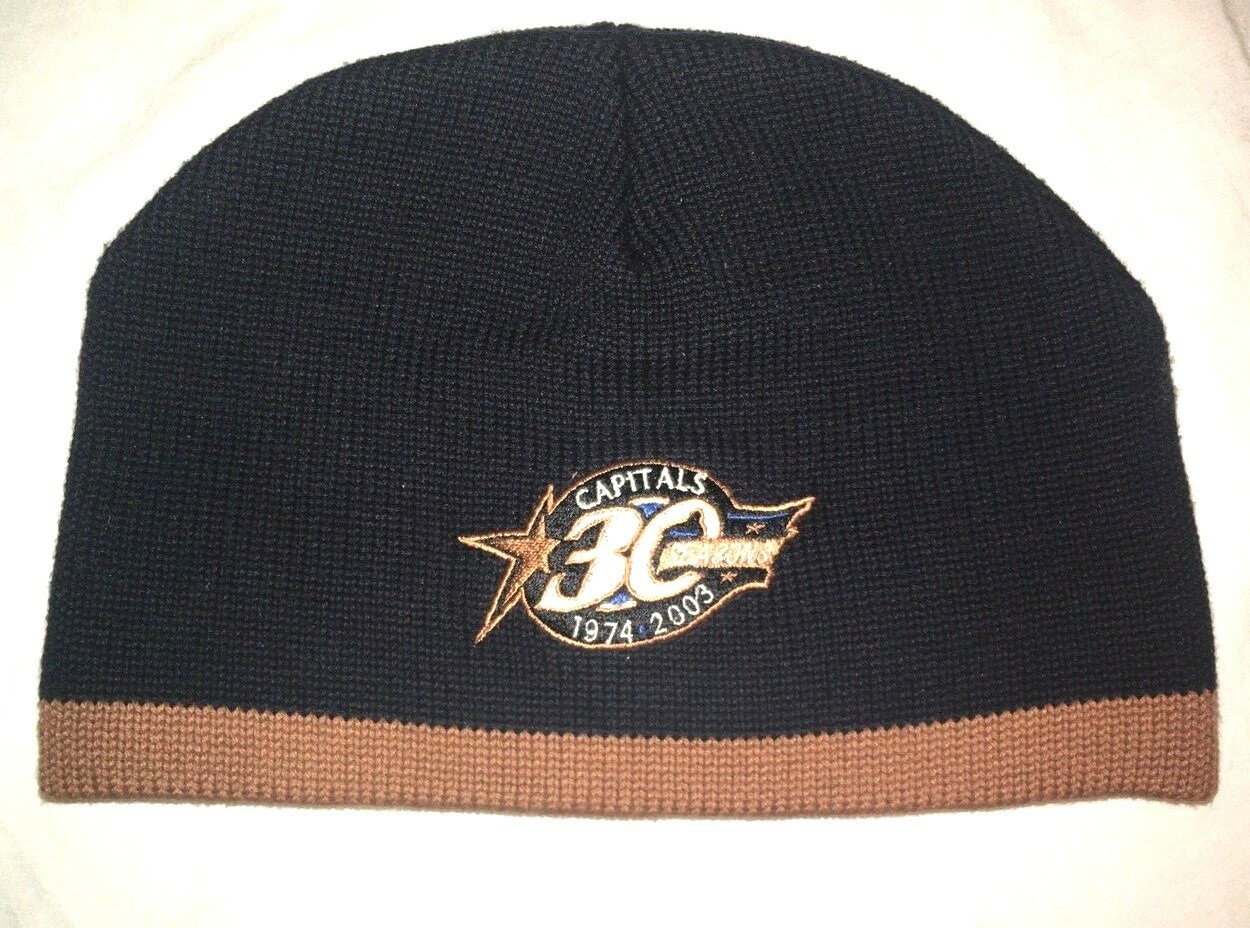 Rare WASHINGTON CAPITALS 30 SEASONS KNIT HAT Ski Cap WINTER OLD COLORS LOGO Vtg