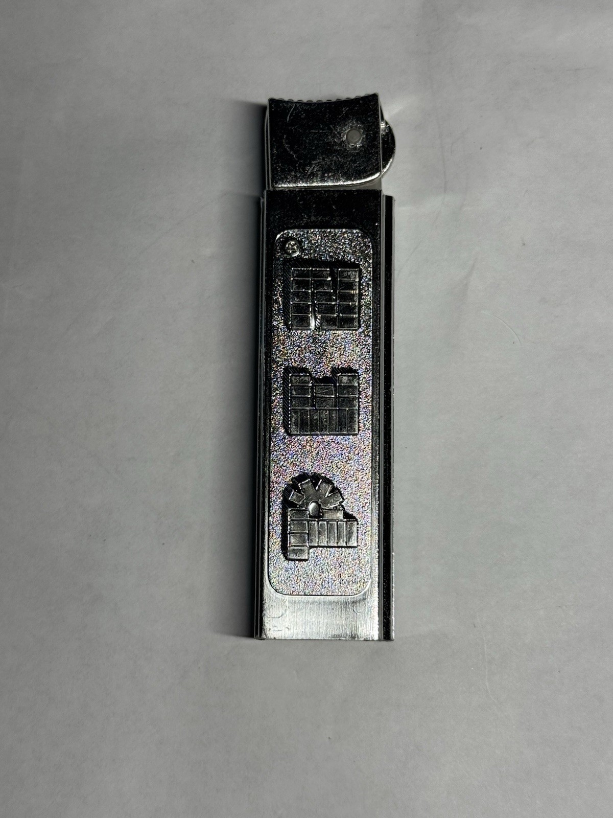 Silver Pez Lighter VERY RARE 4.9 No Feet Silver Pez Lighter VERY RARE 4.9 No Feet