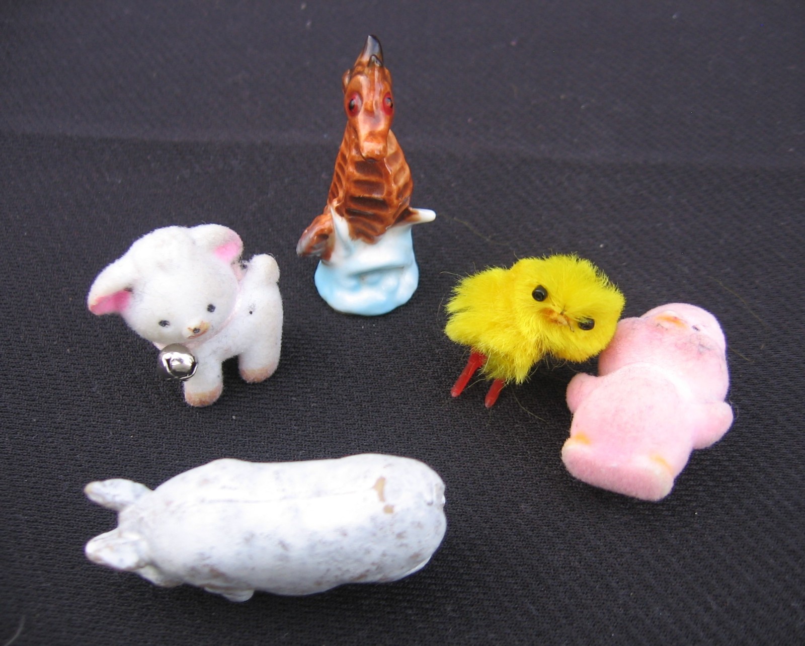 VINTAGE MINIATURE ANIMAL FIGURINES ~ Ceramic ~ Fuzzy Flocked ~ Plastic ~5 PIECES VINTAGE MINIATURE ANIMAL FIGURINES ~ Ceramic ~ Fuzzy Flocked ~ Plastic ~5 PIECES