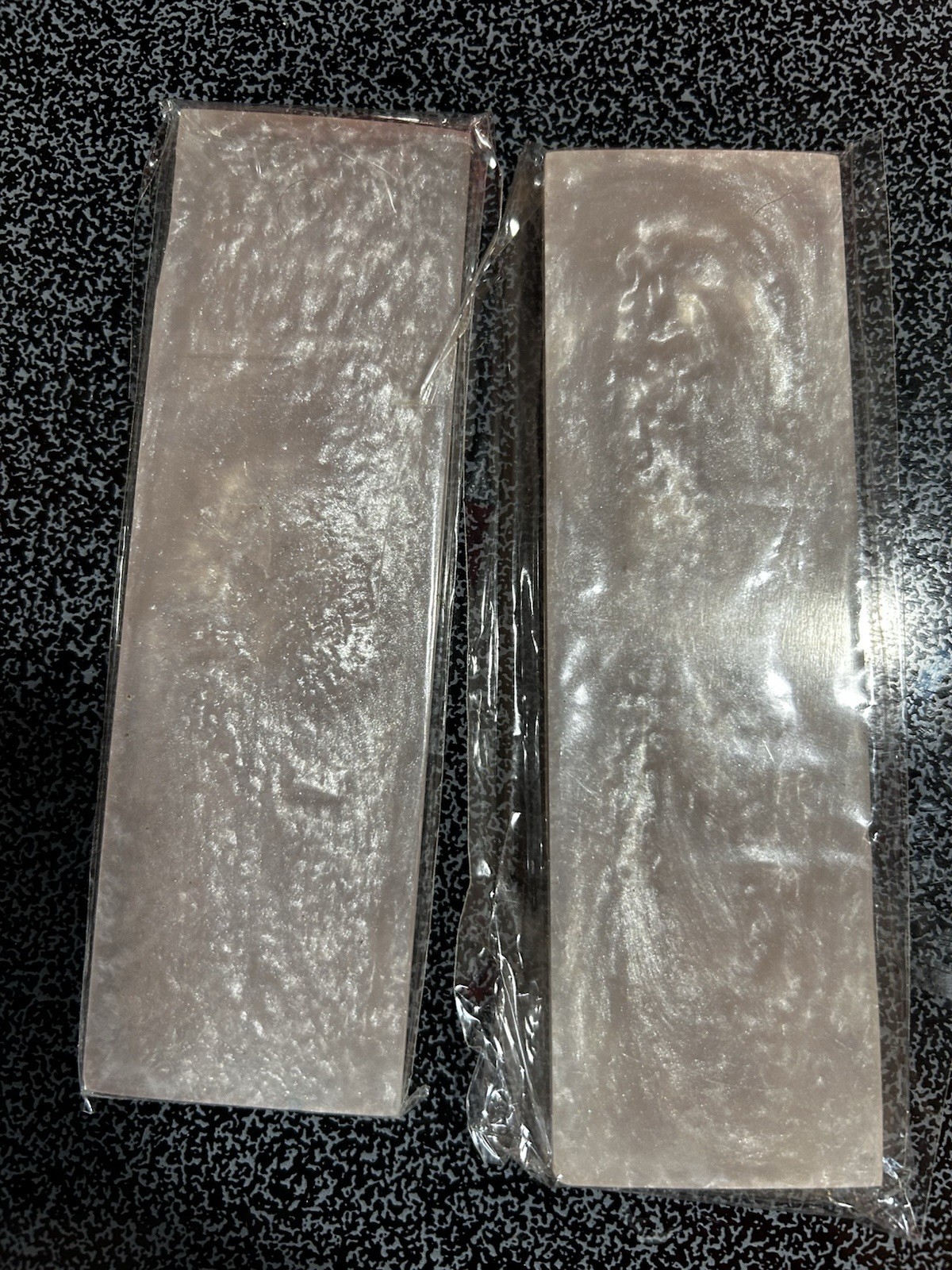 White & Clear Pearl Scales Knife handles