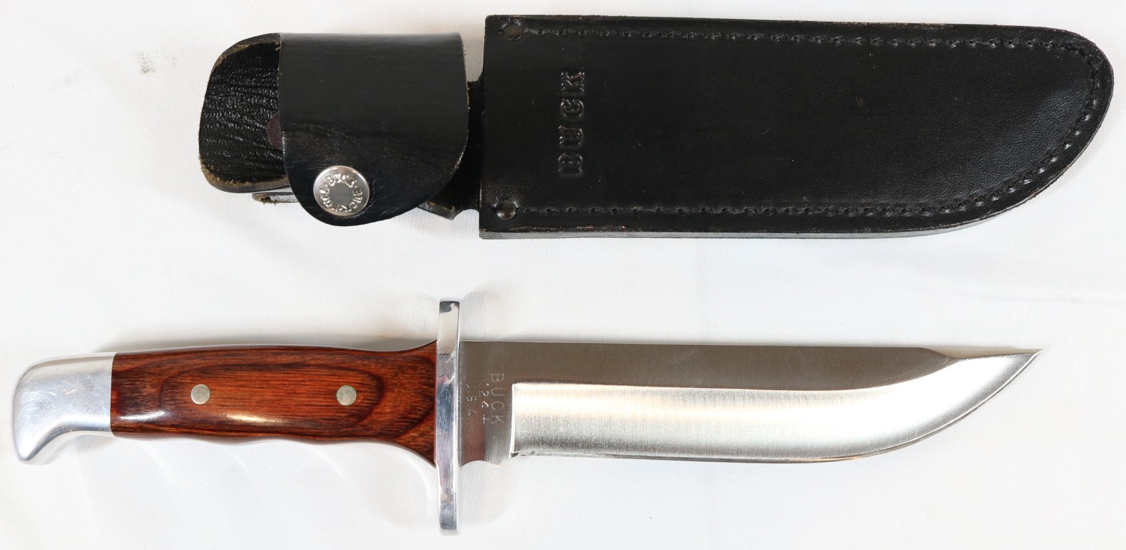 BUCK 124+ Frontiersman Bowie Knife. W/ Original 124 Sheath, USA