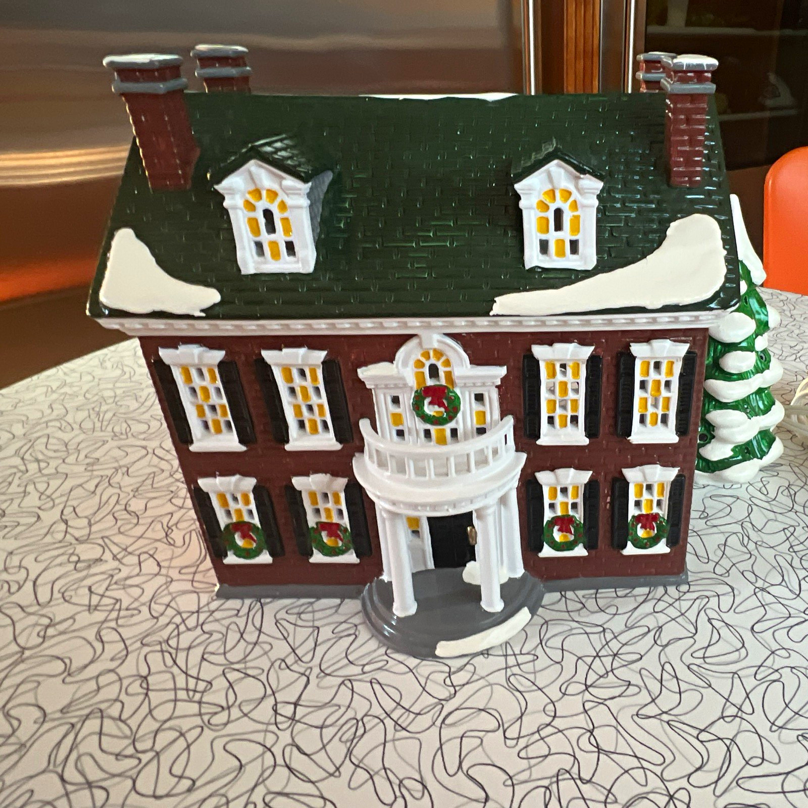 Department 56 Snow Village Illuminated Federal House Building 1991 Retired Department 56 Snow Village Illuminated Federal House Building 1991 Retired
