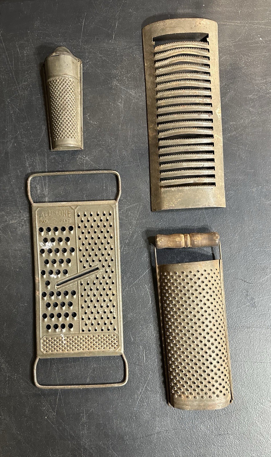 Vintage Metal Kitchen Grater Lot Primitive Farmhouse Decor Nutmeg Spice Slicer Vintage Metal Kitchen Grater Lot Primitive Farmhouse Decor Nutmeg Spice Slicer