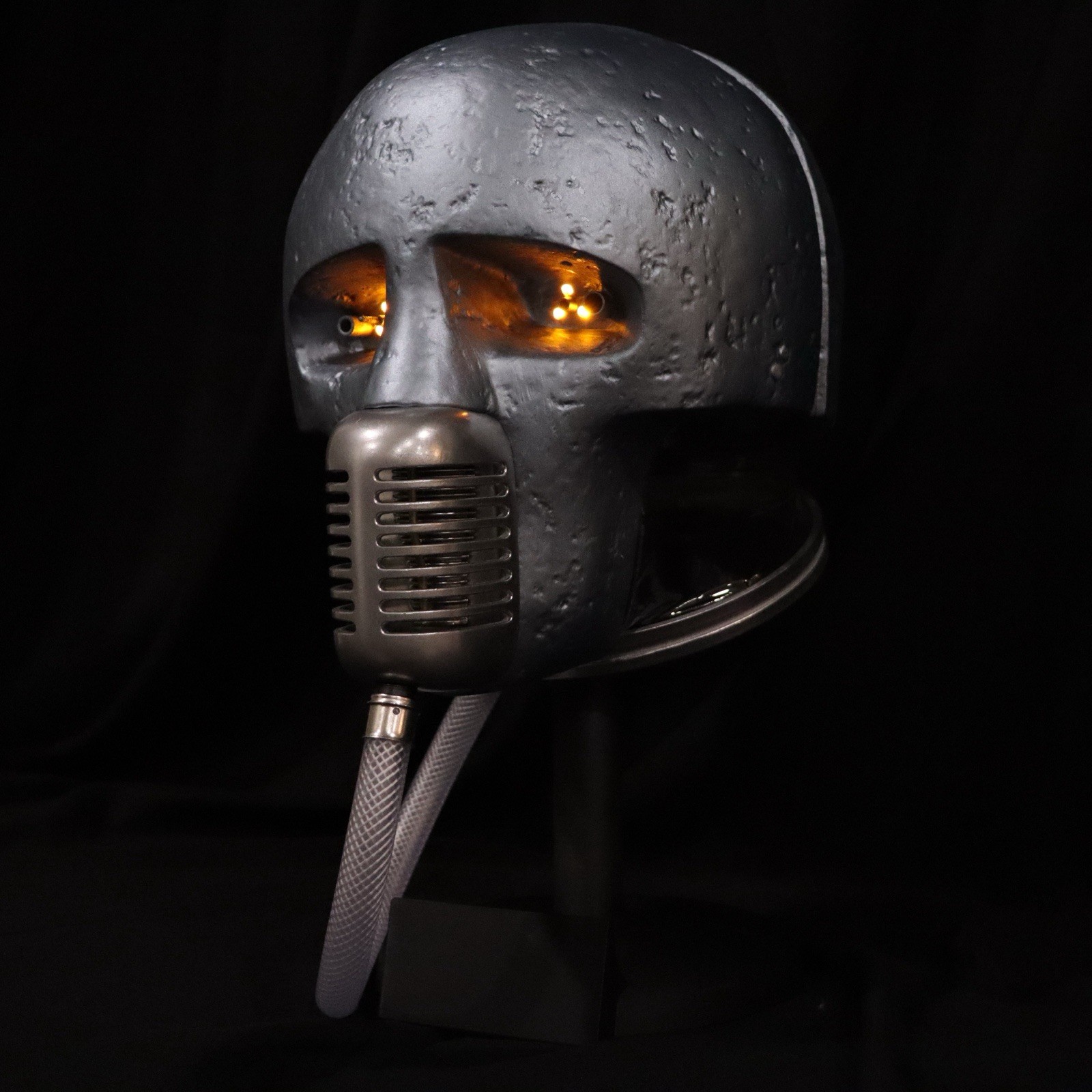 Life Size 1:1 Scale Star Wars ESB 2-1B Medical Droid Head Prop Replica