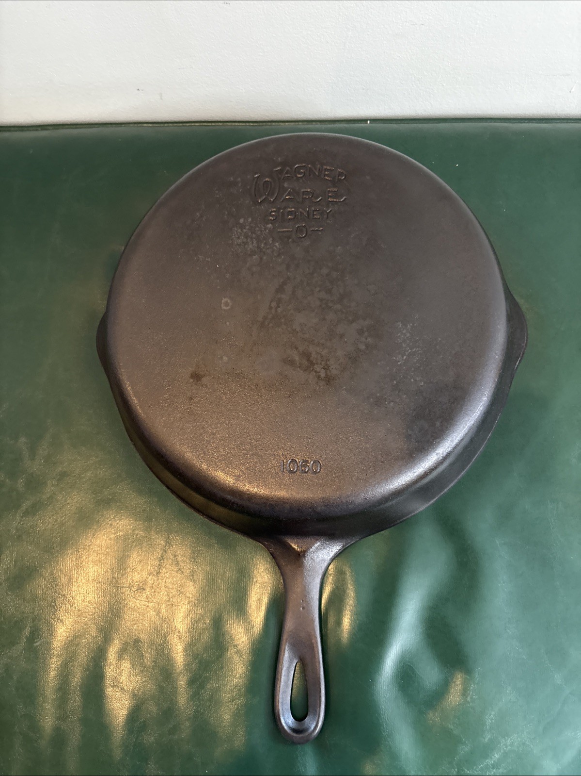 Wagner Ware Sidney O 1060 #10 Cast Iron Skillet 11.5\