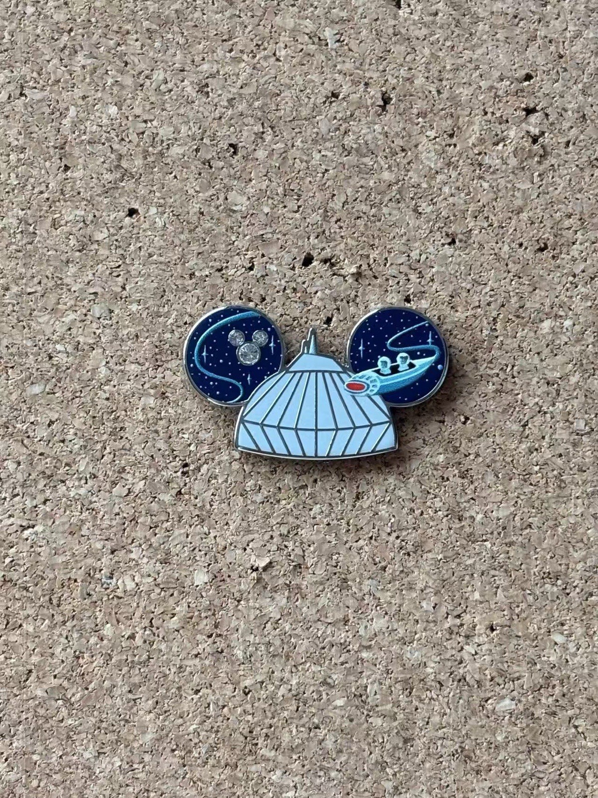 DLR 2026 NEW Wave B Hidden Mickey Space Mountain Super Chaser Pin Disneyland