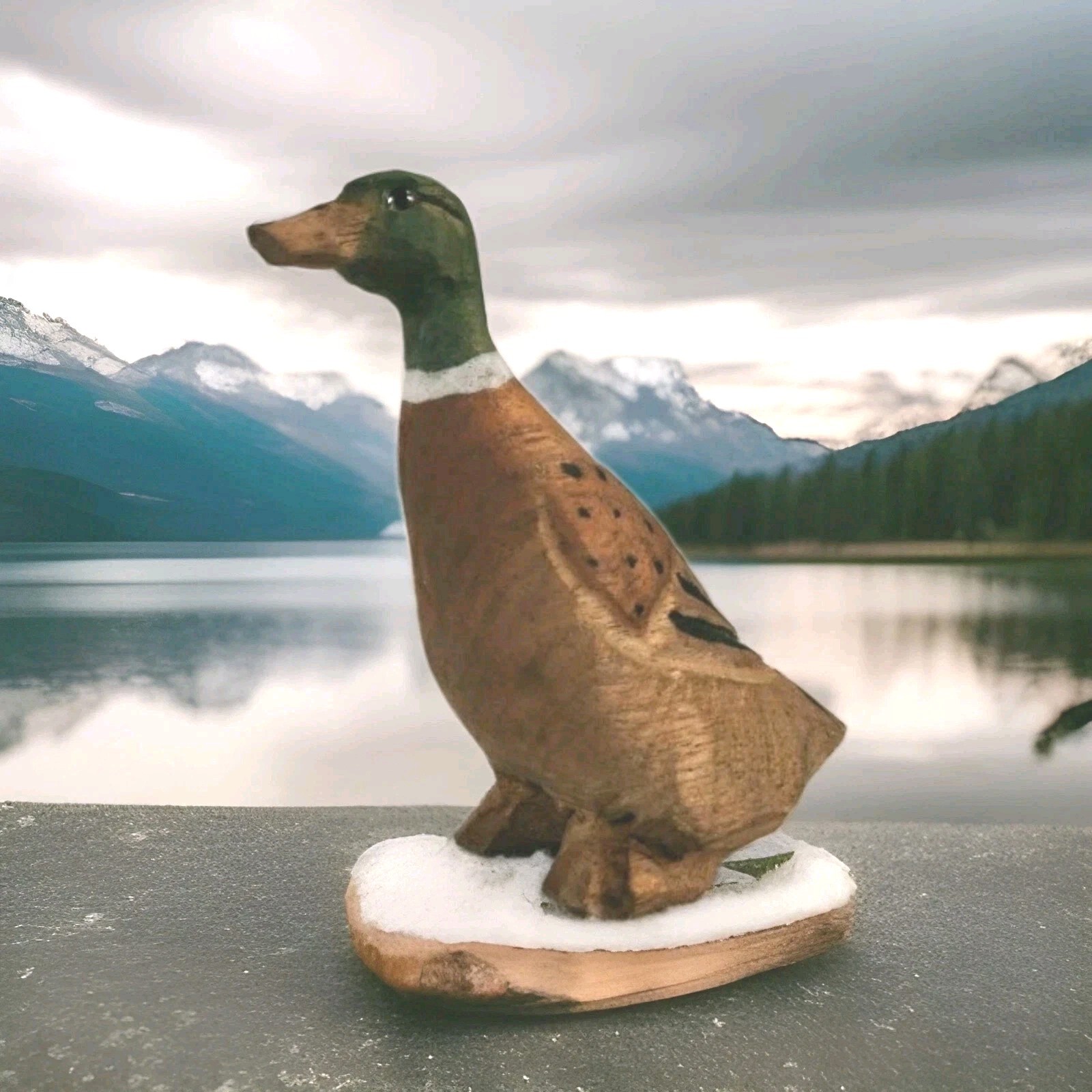 Vintage Handcarved Wood Duck Mallard Handpainted Miniature Bird Figurine_AH