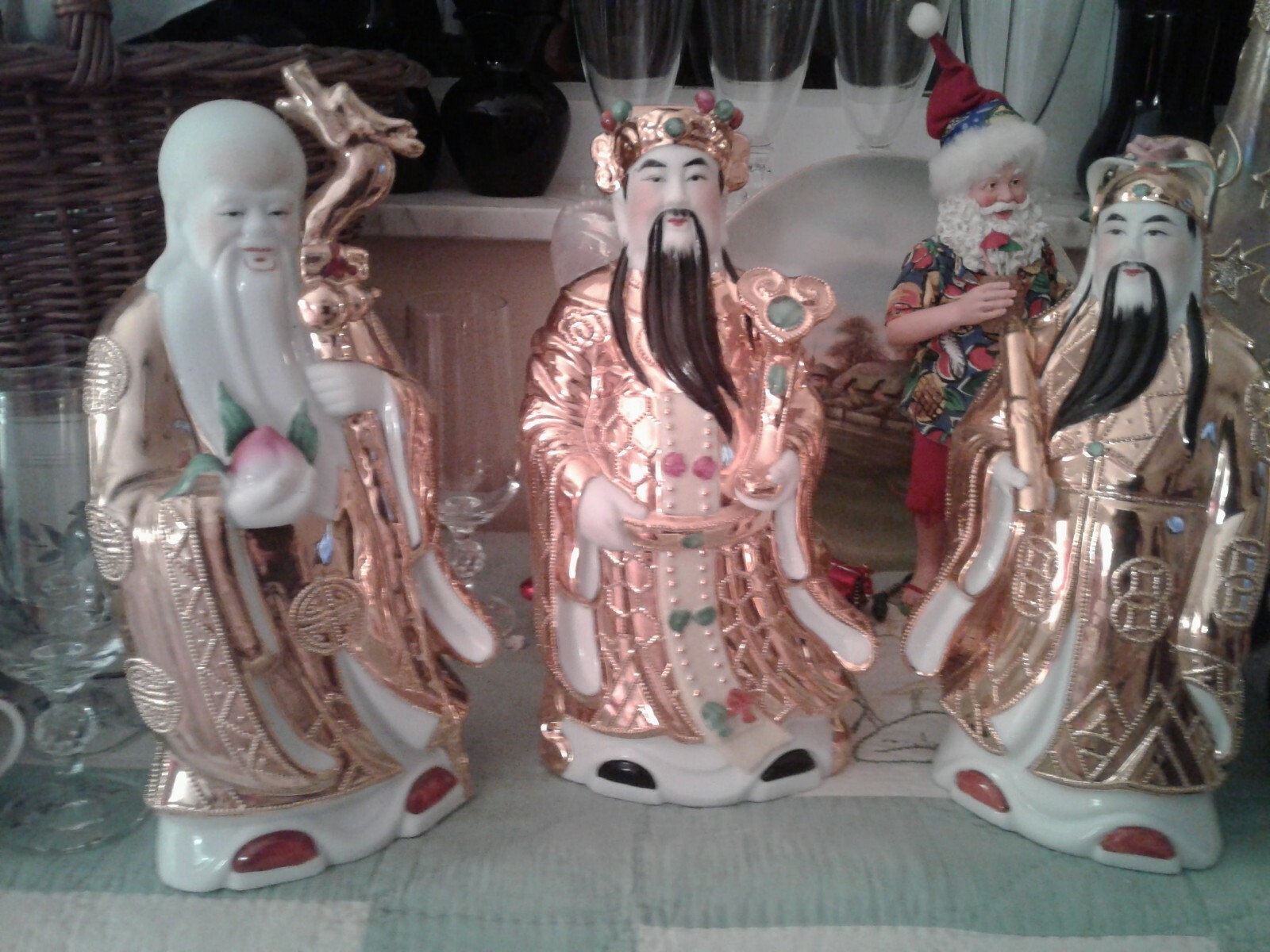 Vintage 3 Wise Men Chinese Porcelain Heavy with Gold Figurines ~ Very collectibl