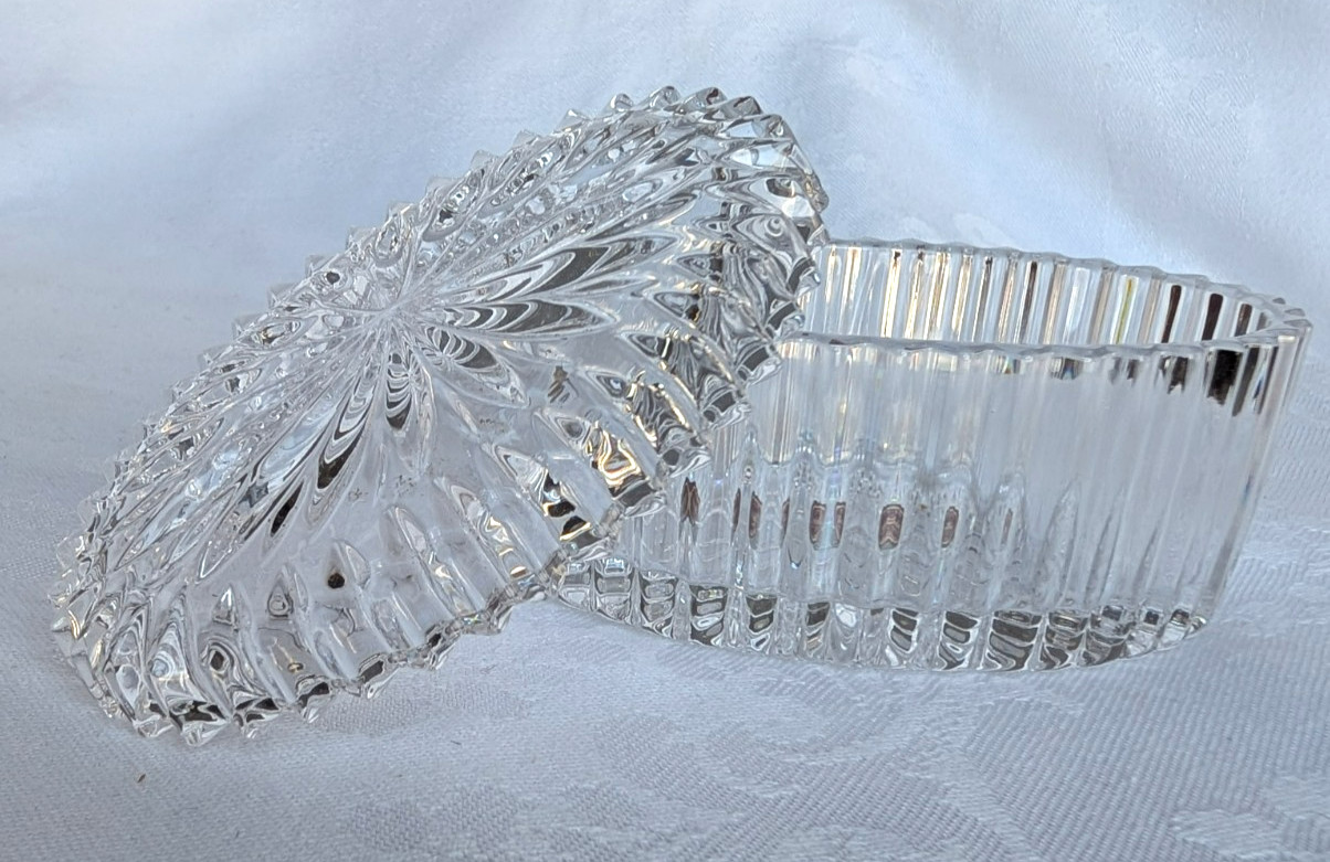 Gorham Full Lead Crystal Glass Trinket/Jewelry Box w Lid & Sticker Germany New