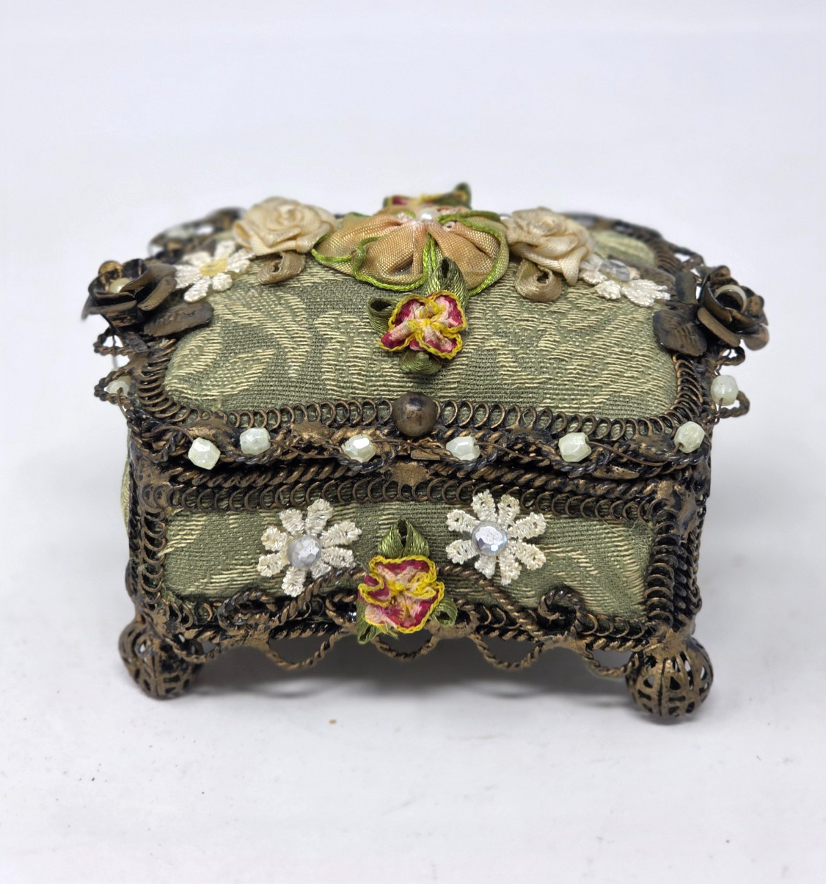 Antique Victorian Silk Brocade Trinket Jewelry Box Ribbonwork Flowers Ornate Antique Victorian Silk Brocade Trinket Jewelry Box Ribbonwork Flowers Ornate
