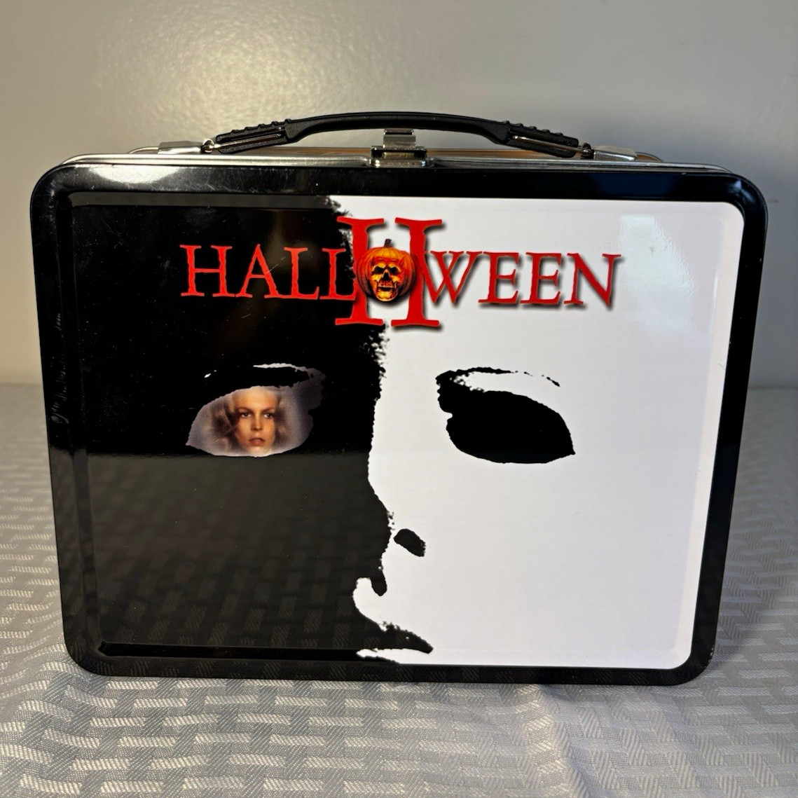 The Factory Entertainment Halloween II Metal Lunchbox Tin Tote Case The Factory Entertainment Halloween II Metal Lunchbox Tin Tote Case
