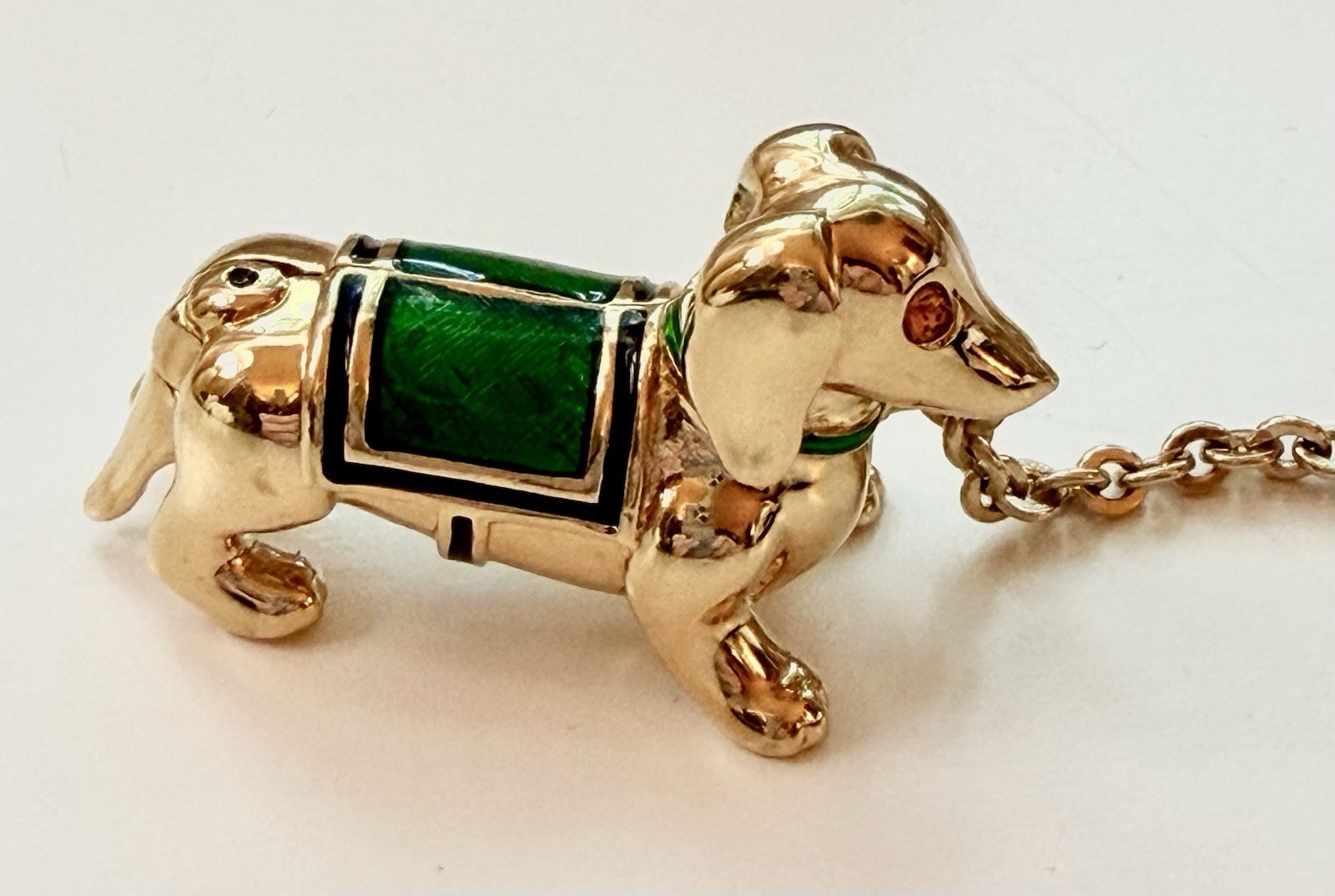 Estée Lauder 2003 GOLDEN DACHSHUND Dog Solid Perfume Compact Clip Charm