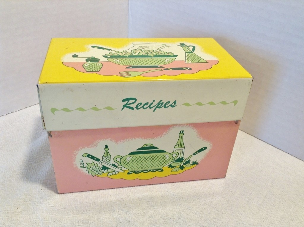 Vintage 1950\'s Ohio Art Recipe Card Holder Tin Metal Box USA Pink green yellow