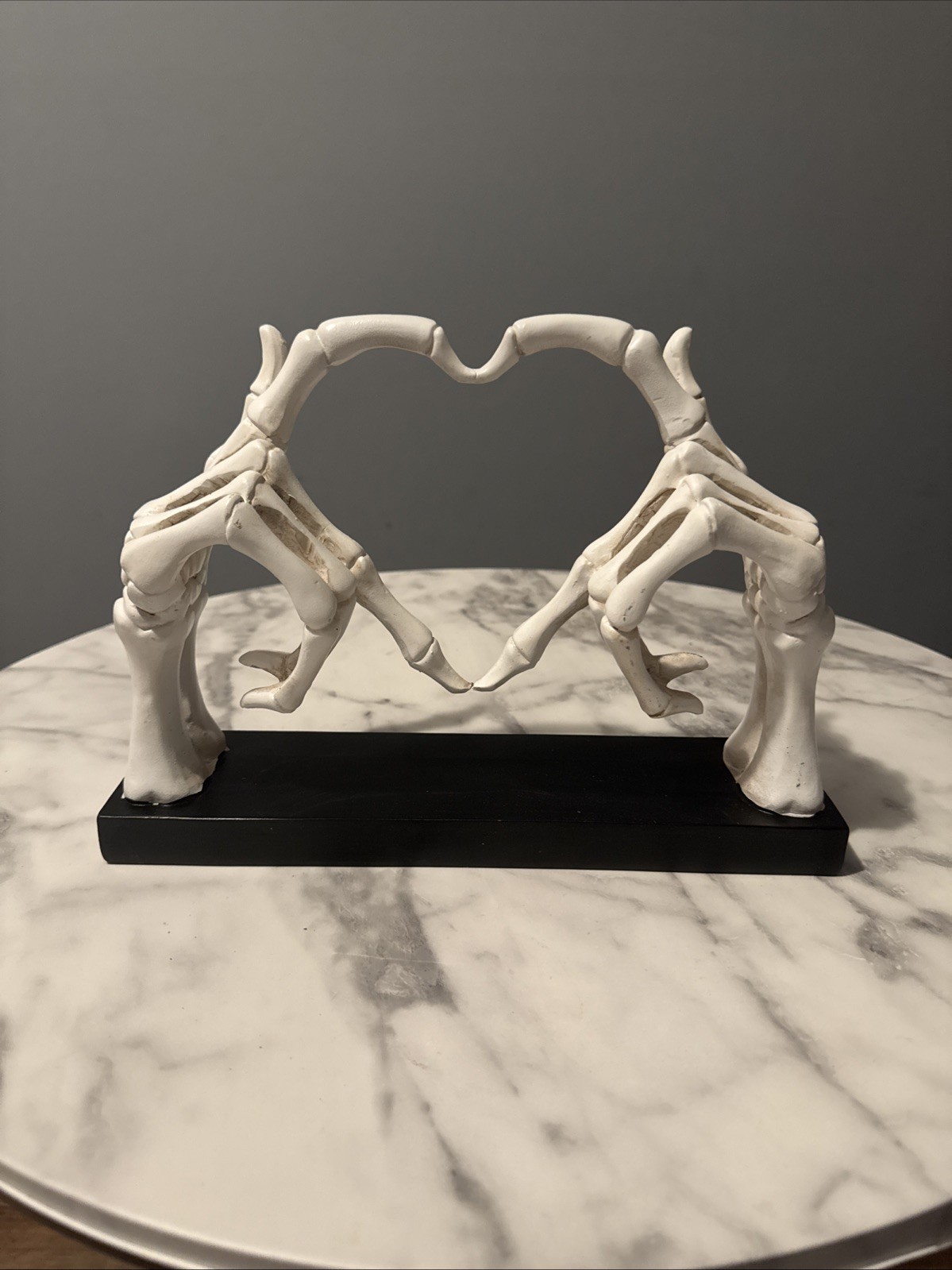 Skeleton Hands Heart Fingers Sculpture Gothic Halloween Office Decor Love Gift