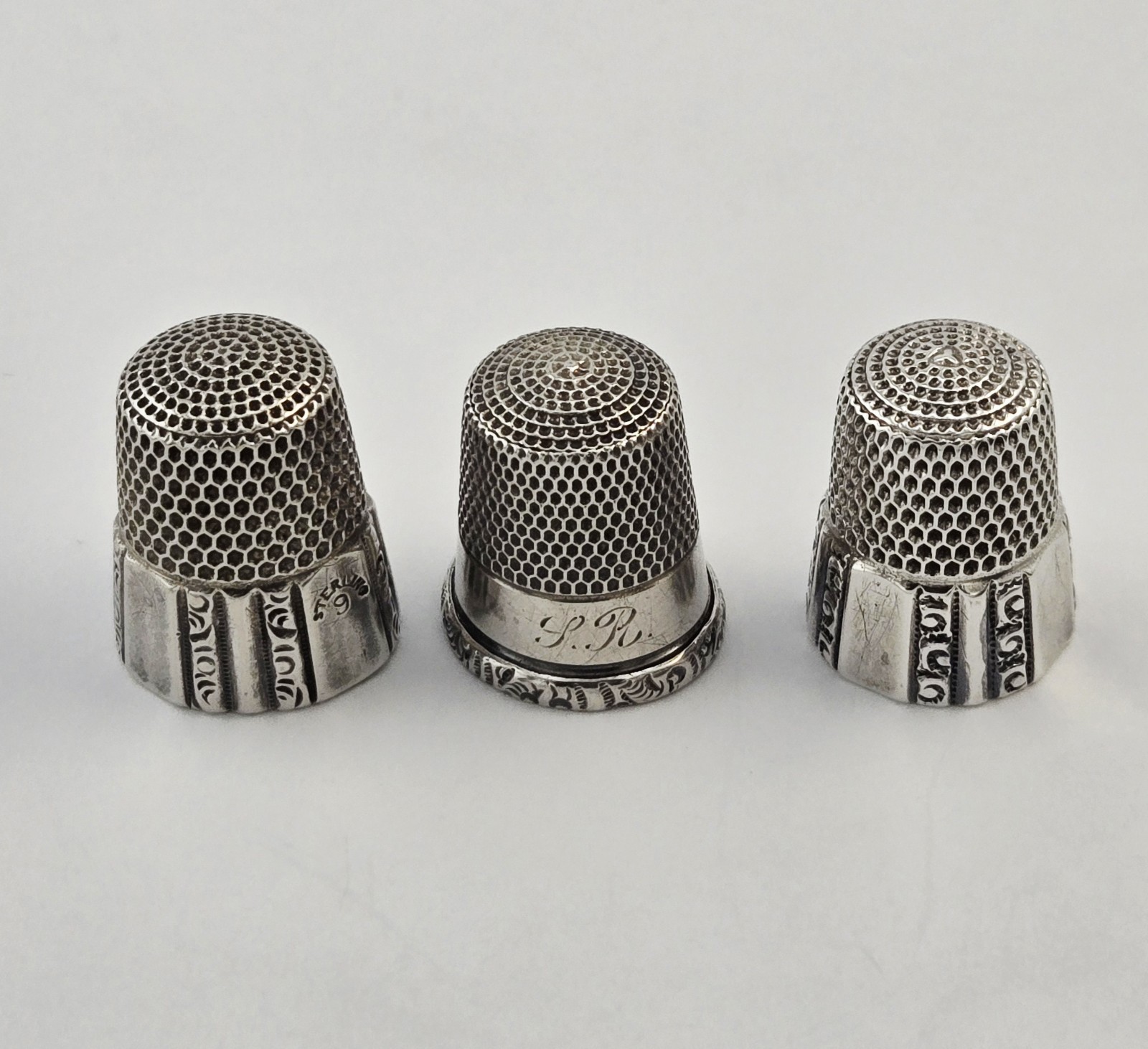 Vintage Lot of (3) Sterling Silver Sewing Thimbles Dimpled Band 15g Antique