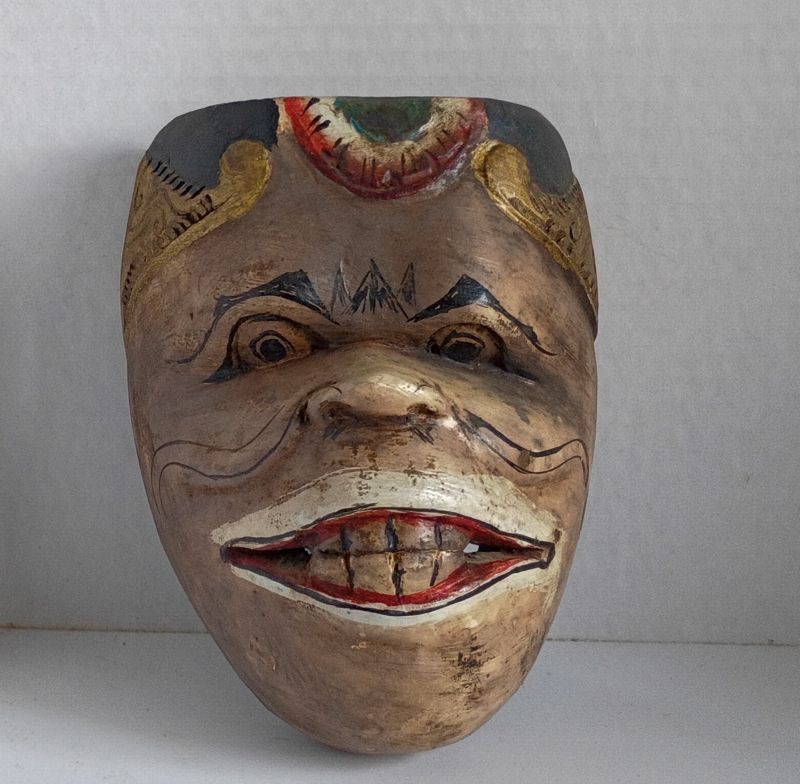 Vintage Indonesian Handcrafted Wood Wayang Topeng Dance Mask Vintage Indonesian Handcrafted Wood Wayang Topeng Dance Mask