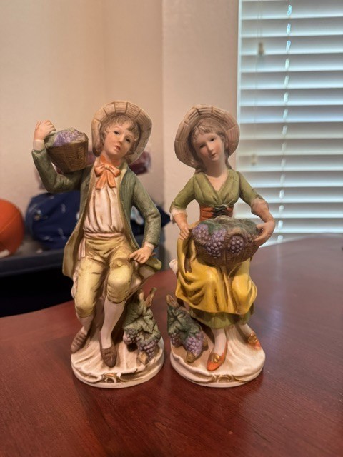 Vintage Homco 1258 Porcelain Figurine Pair Boy & Girl Grape Harvest