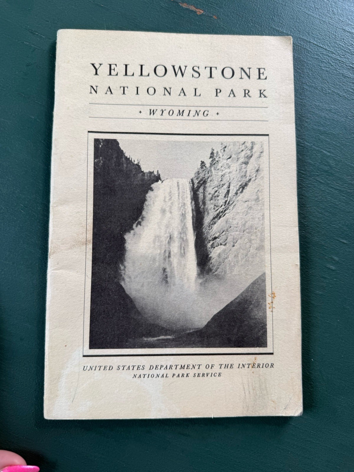 Vintage 1935 Yellowstone National Park Dept Of Interior Booklet Collectable Map