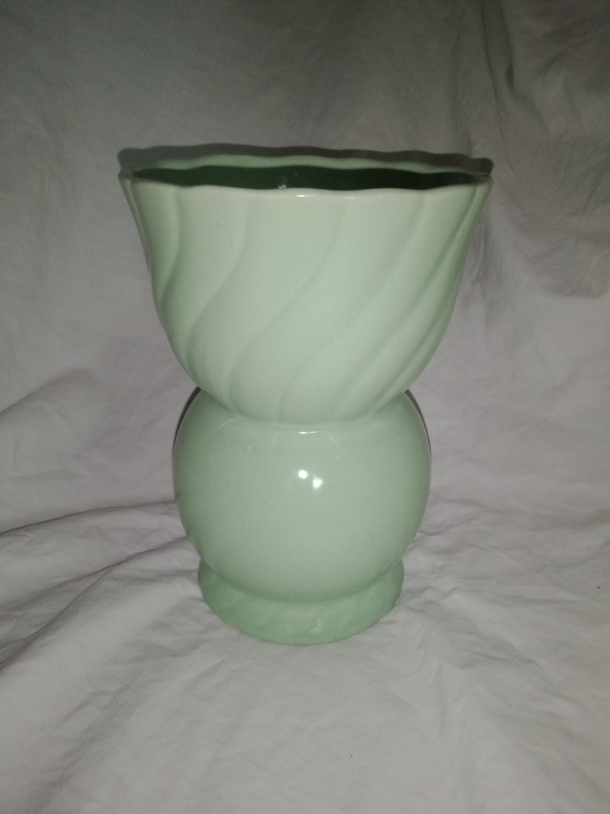 Vintage Ceramic Seafoam Green Wave Vase Planter USA Brush McCoy 6 7/8