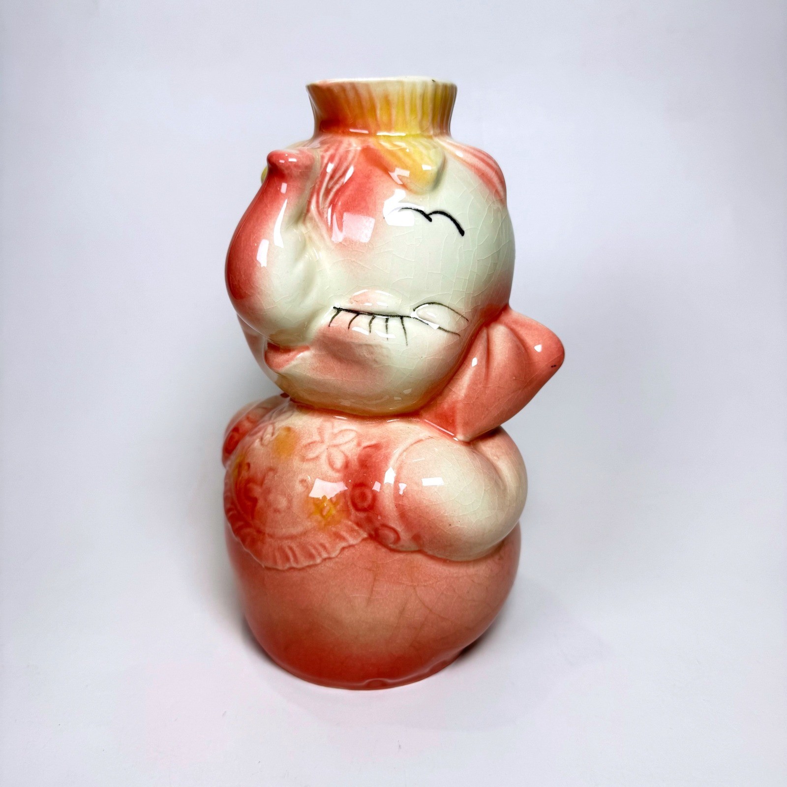 Vintage Hull Leeds USA Pottery Ceramic Elephant Vase Pink Anthropomorphic Kitsch Vintage Hull Leeds USA Pottery Ceramic Elephant Vase Pink Anthropomorphic Kitsch