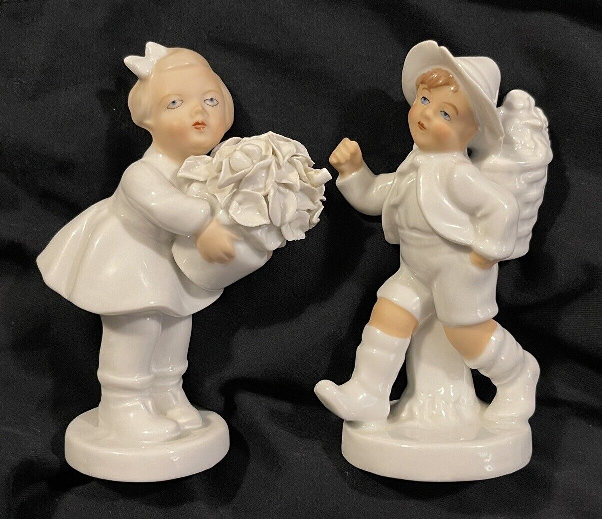 Vintage Gerold Porzellan Bavaria Boy 5624 & Girl 5623 Figurines West Germany