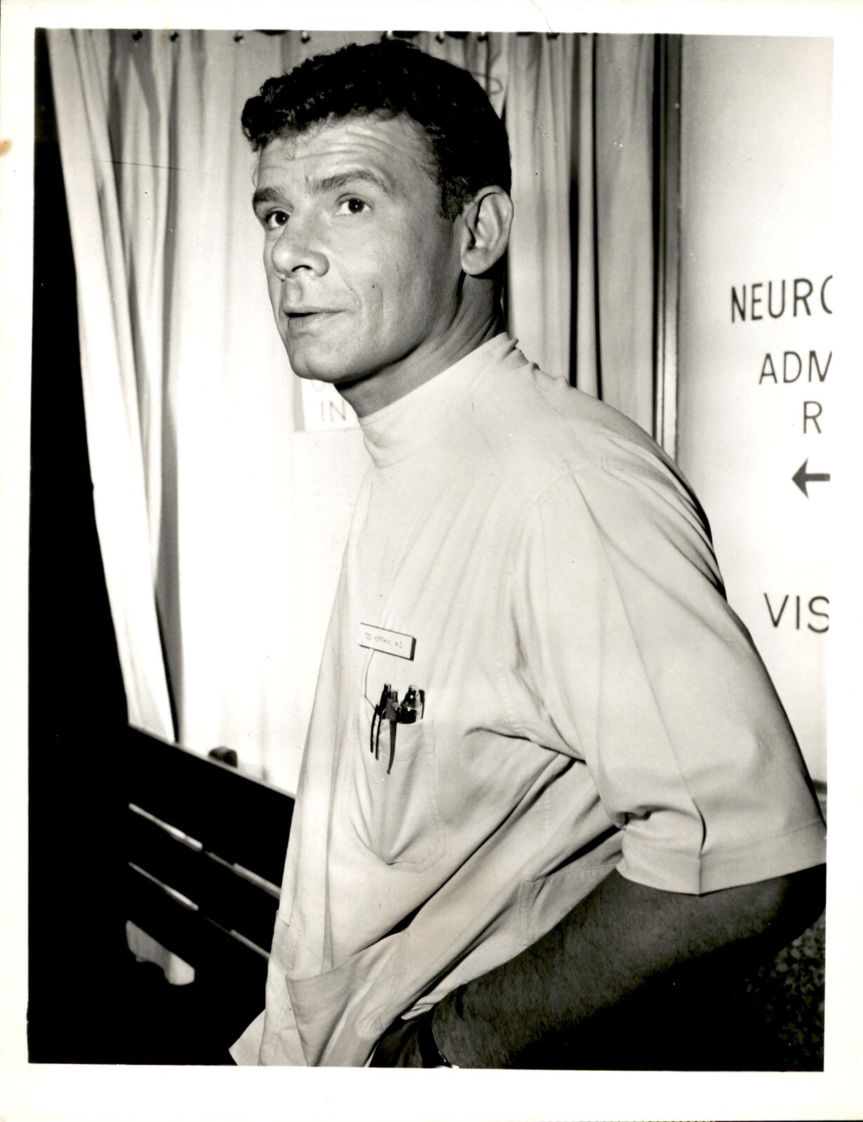 BR24 1965 Original Photo BEN CASEY Harry Landers Handsome TV Show Actor Doctor BR24 1965 Original Photo BEN CASEY Harry Landers Handsome TV Show Actor Doctor