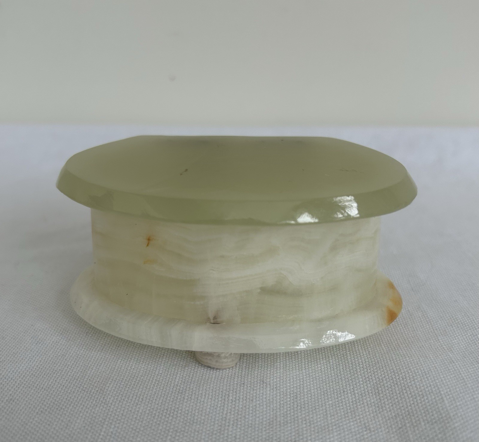 Vintage Green Cream Banded Stone Hinged Trinket Box Oval Vintage Green Cream Banded Stone Hinged Trinket Box Oval
