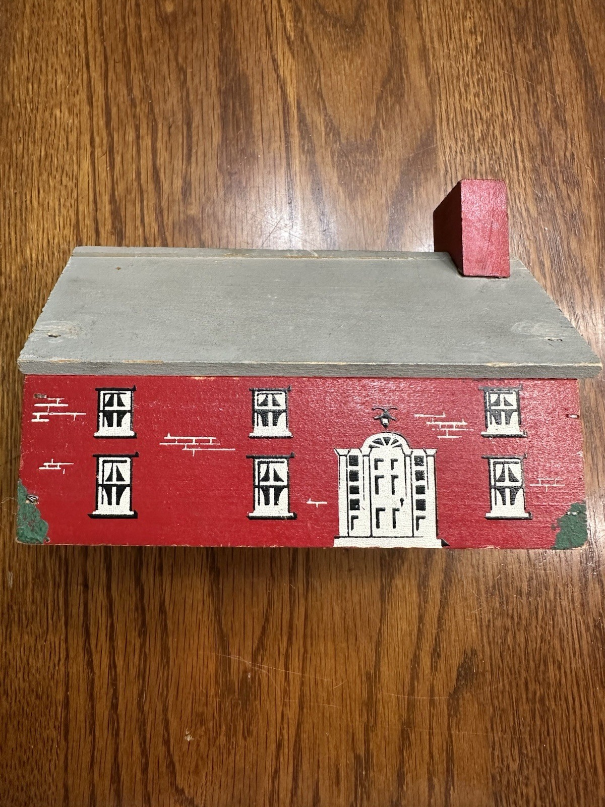 LEROY NOVELTY CO. North Wales PA - Antique Wooden House