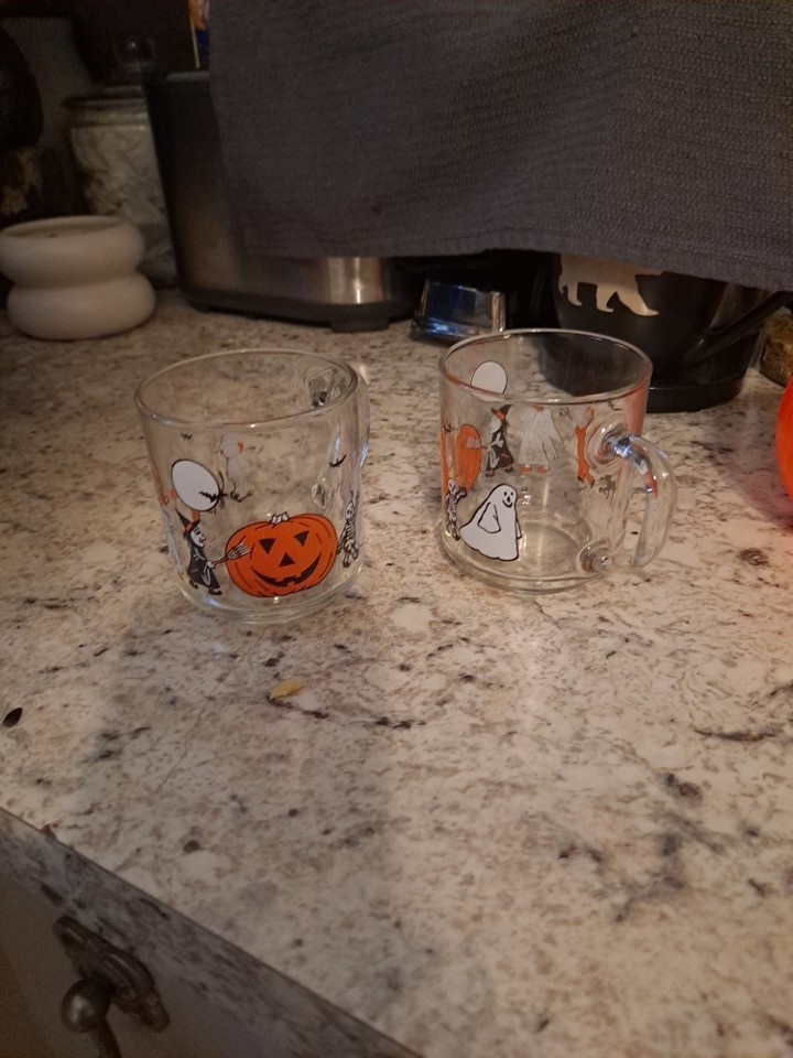 2 Vintage 70s Luminarc Glass Halloween Mug s Cup~ Trick-or-Treat Pumpkin Angel